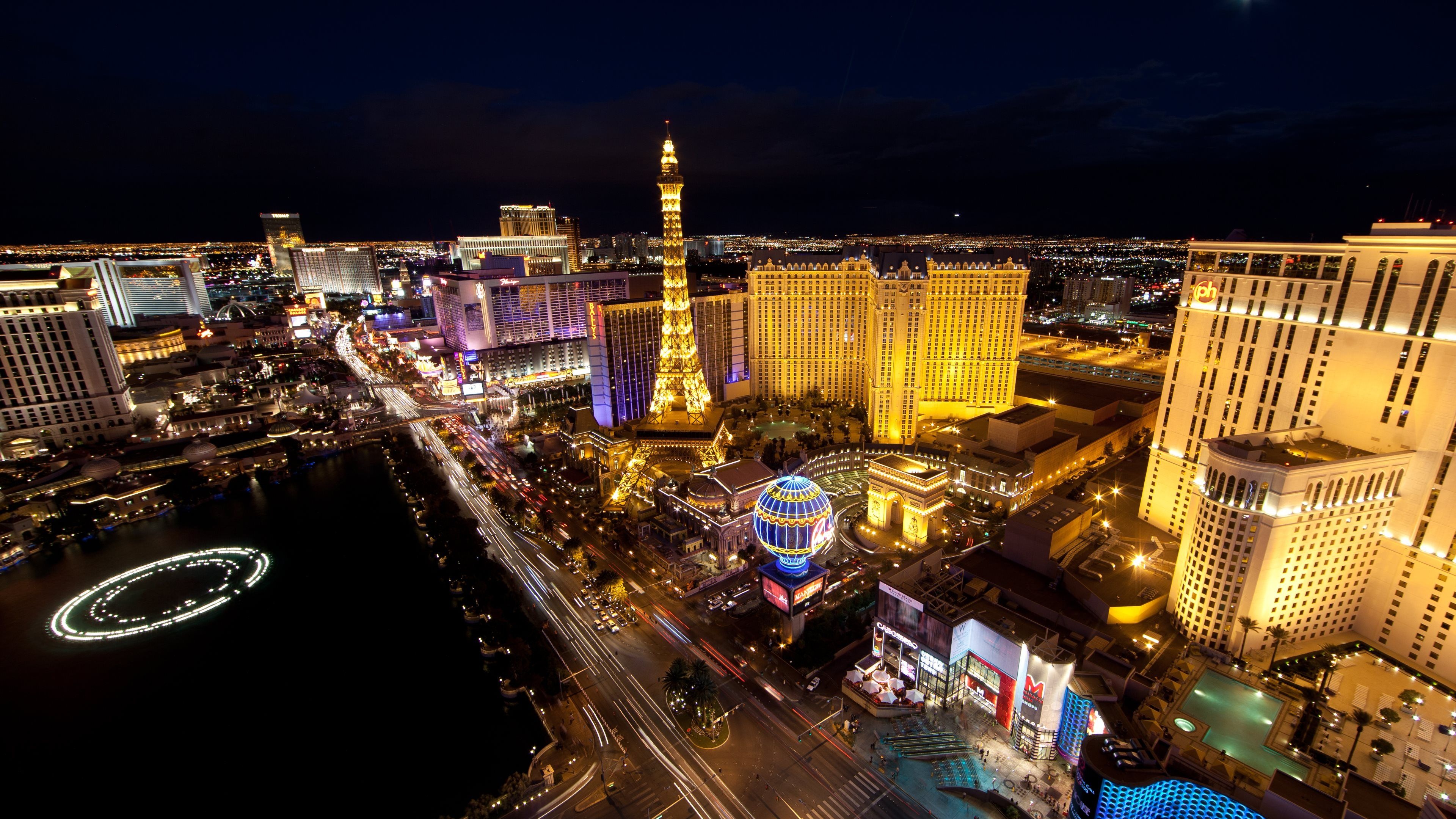 Download Nightlife Of American City Las Vegas Wallpaper