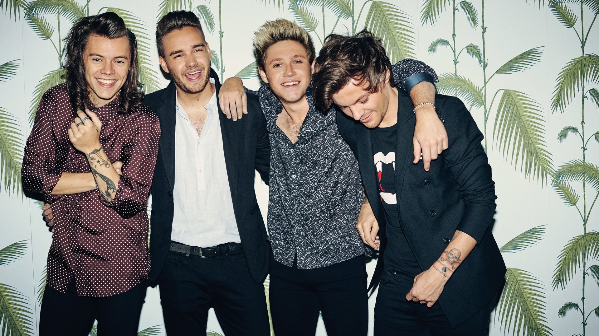 One Direction (Band): The second-highest earning celebrity under 30 according to Forbes, 2013. 1920x1080 Full HD Wallpaper.