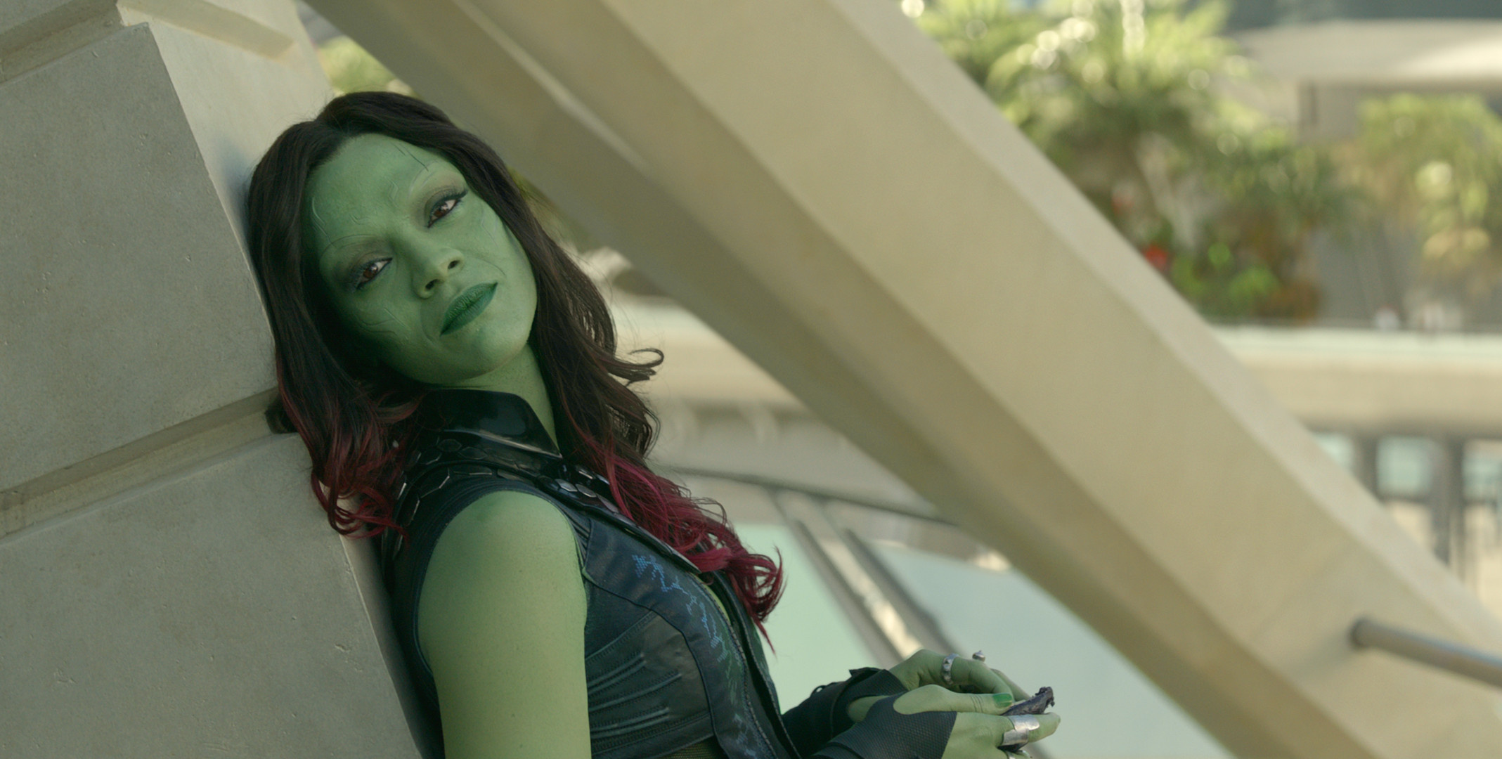Zoe Saldana, Gamora wallpaper, Celebrity image, Avengers Infinity War, 2140x1080 HD Desktop