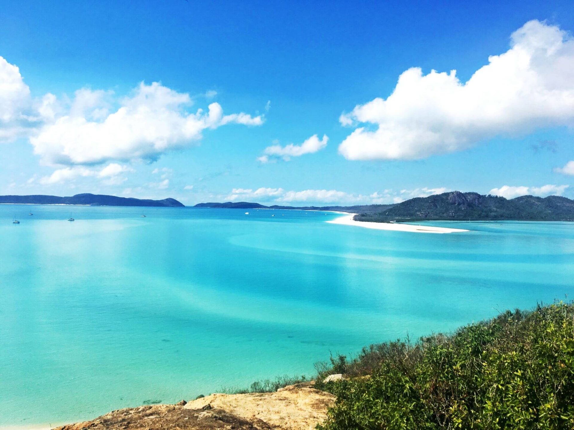 Whitsunday Islands, Stunning beaches, Australian wonder, Travel paradise, 1920x1440 HD Desktop