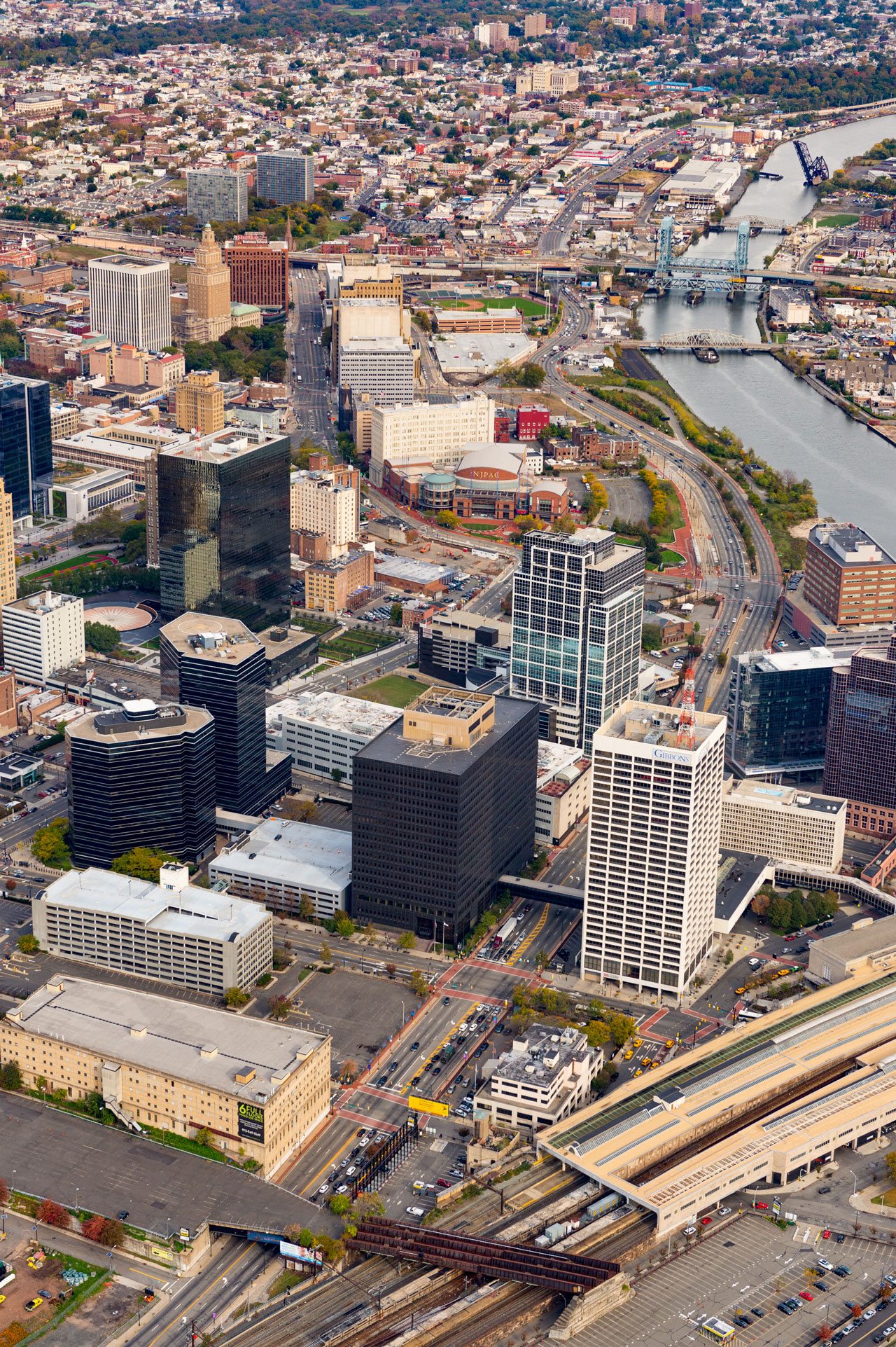 Newark: Aerial view of Newark Gateway Center. 1280x1930 HD Background.