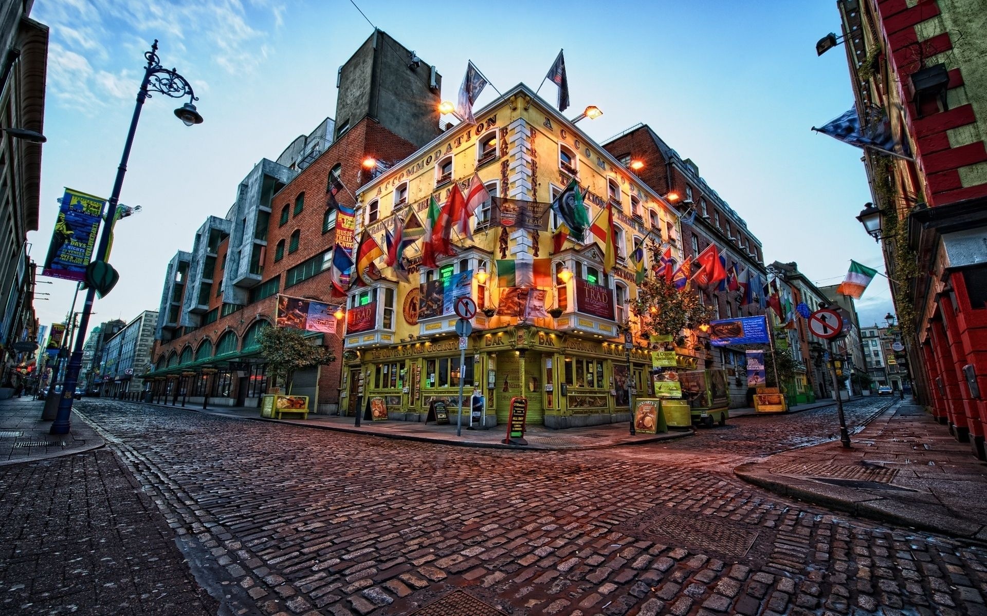 Dublin: A seaport in and the capital of the Republic of Ireland, The Oliver St. John Gogarty bar. 1920x1200 HD Wallpaper.
