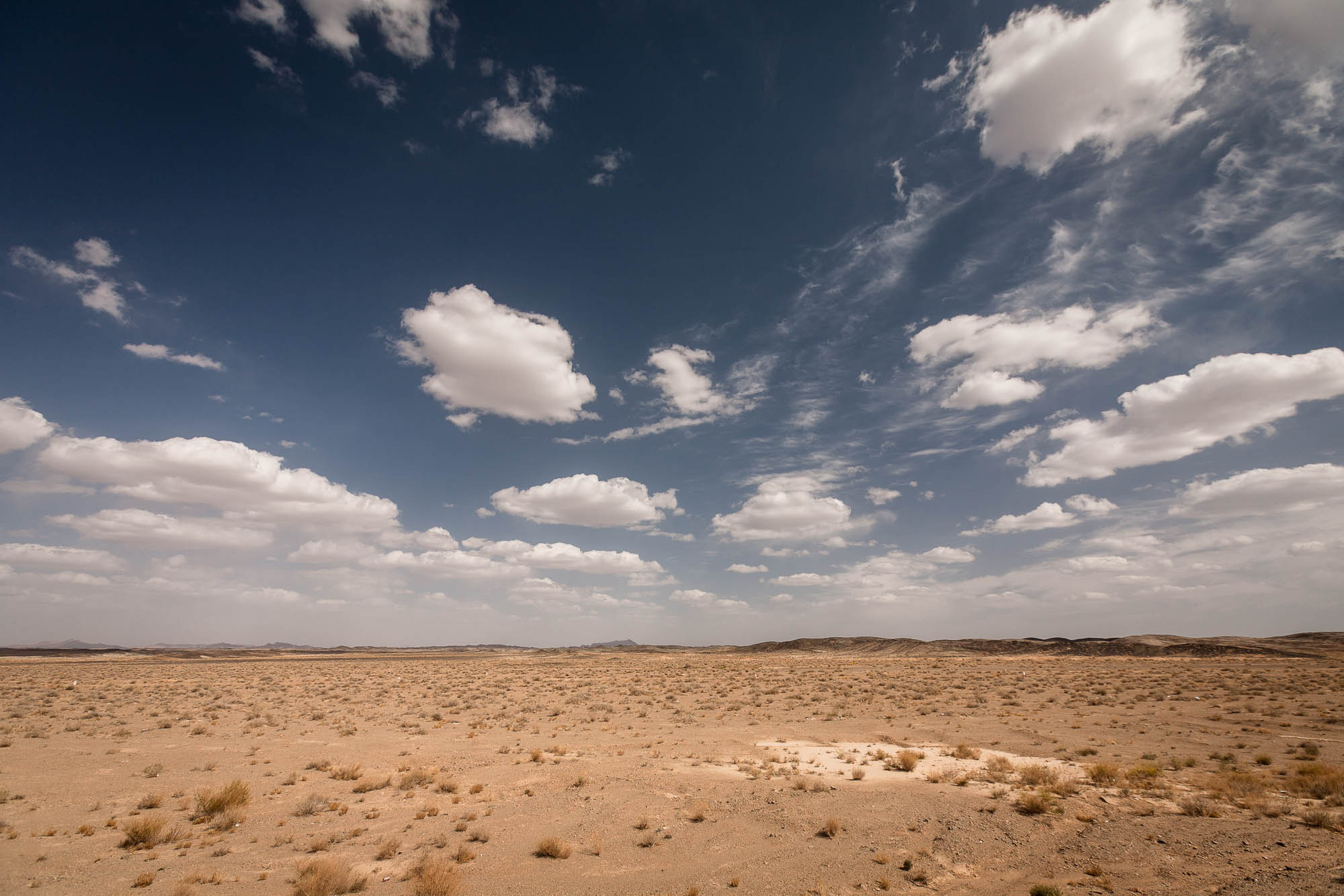 Gobi Desert, Untouched wilderness, Nature's wonders, Ethereal beauty, 2000x1340 HD Desktop