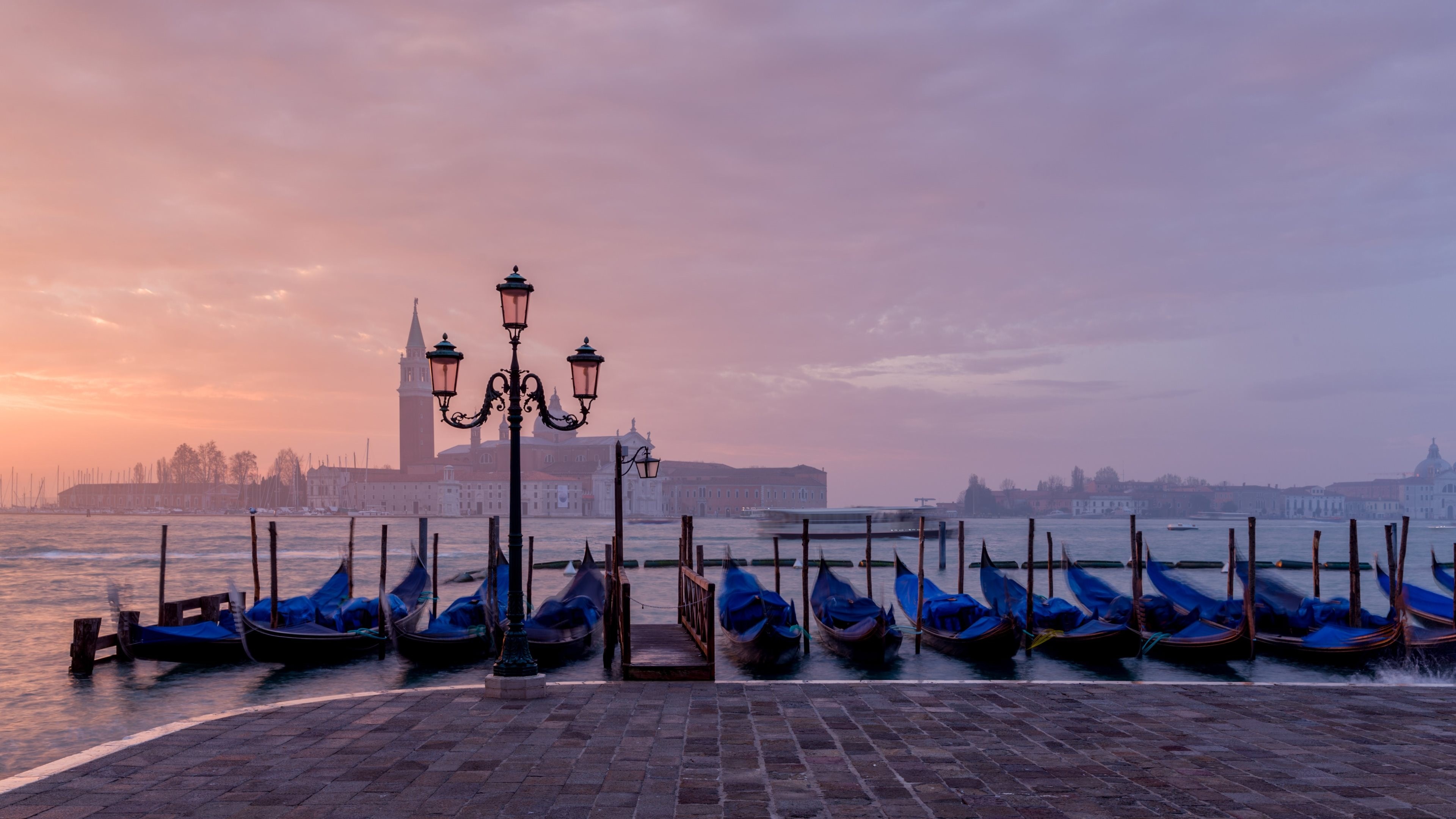Venice: Was the capital of the La Serenissima from 697 to 1797. 3840x2160 4K Wallpaper.
