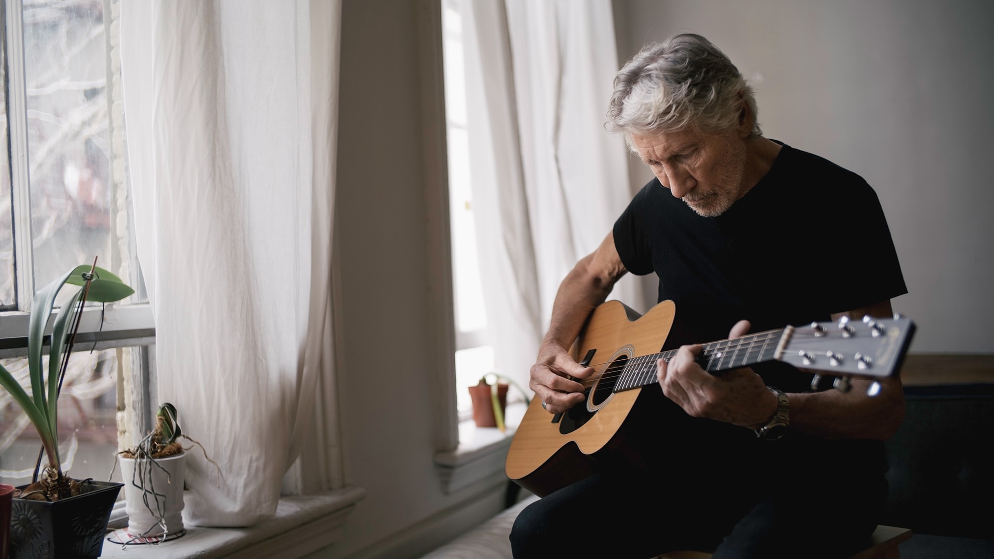 Roger Waters pens letter in support of the Colombian people : Peoples Dispatch 2000x1130