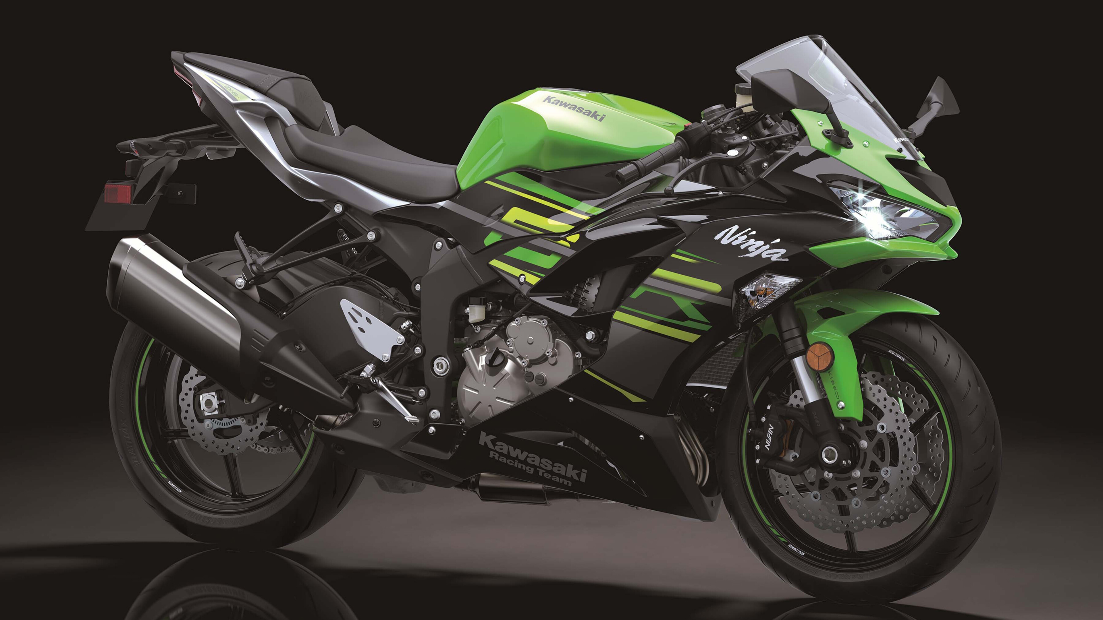 Kawasaki Ninja ZX: ZX6R, Motorcycle boasts a potent 636cc engine, advanced electronics. 3840x2160 4K Wallpaper.