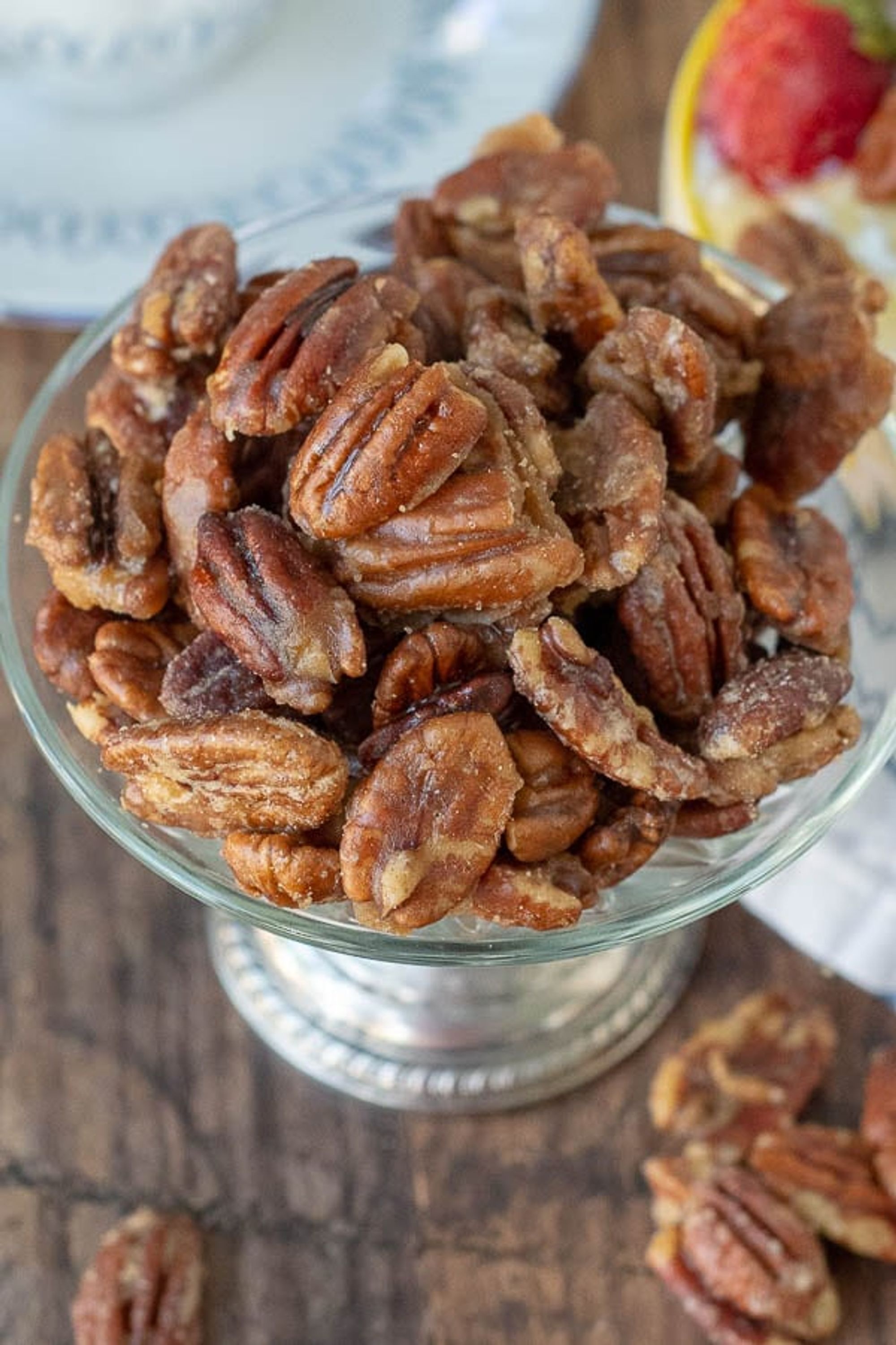 Pecans: Included in state symbols of Alabama, Arkansas, California, Oklahoma, and Texas. 2000x3000 HD Background.
