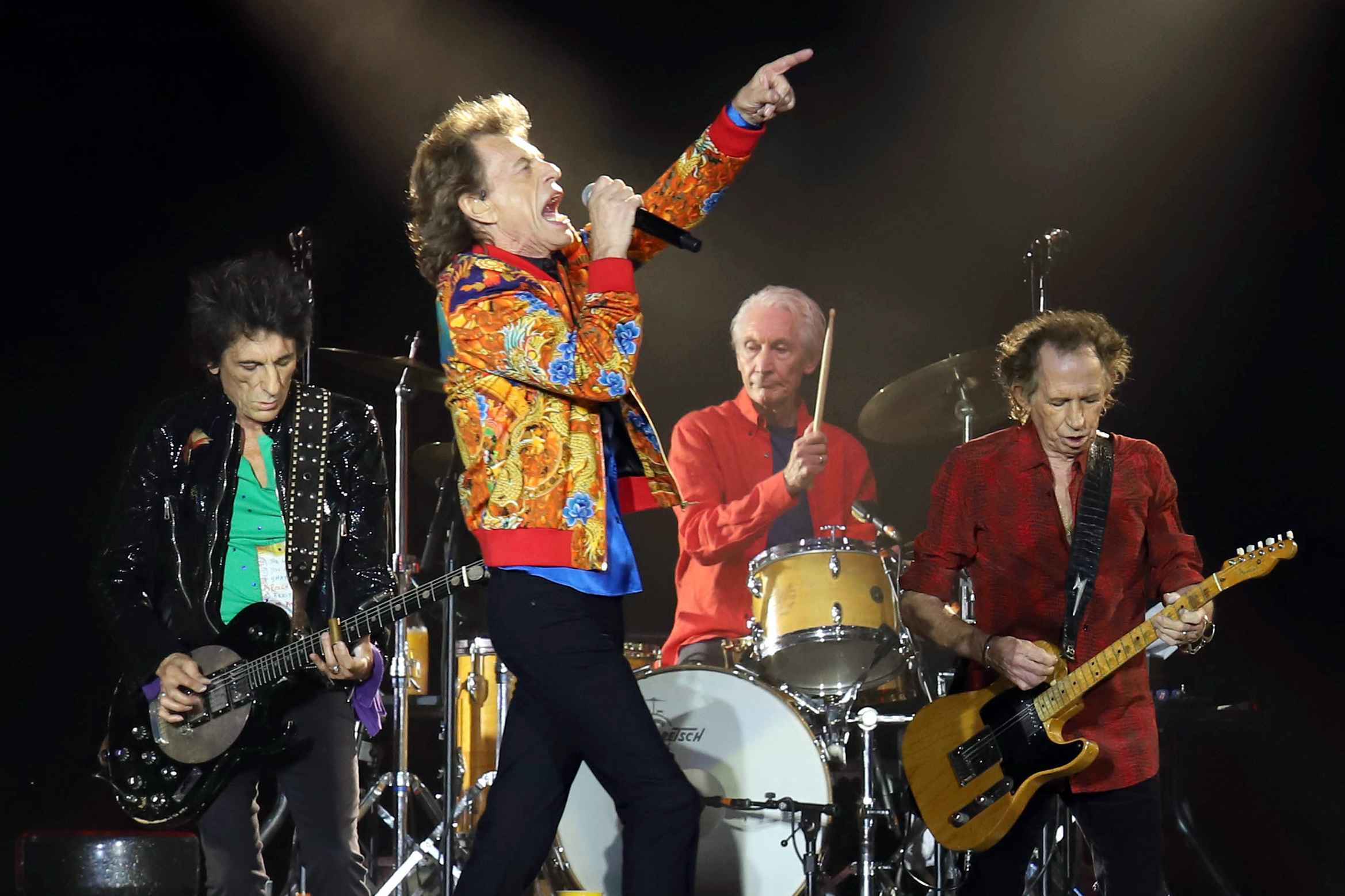 The Rolling Stones, Harlem Shuffle performance, Tour highlight, Musical nostalgia, 2340x1560 HD Desktop