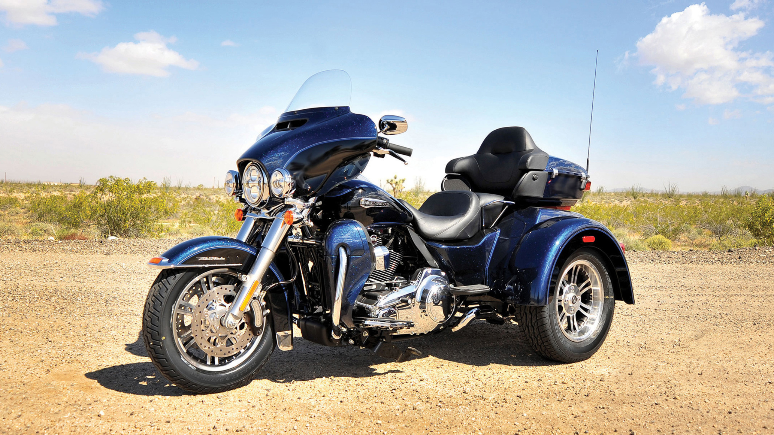 Harley-Davidson Tri Glide Ultra, Ultimate trike experience, Desktop wallpapers, 4K HD, 2560x1440 HD Desktop
