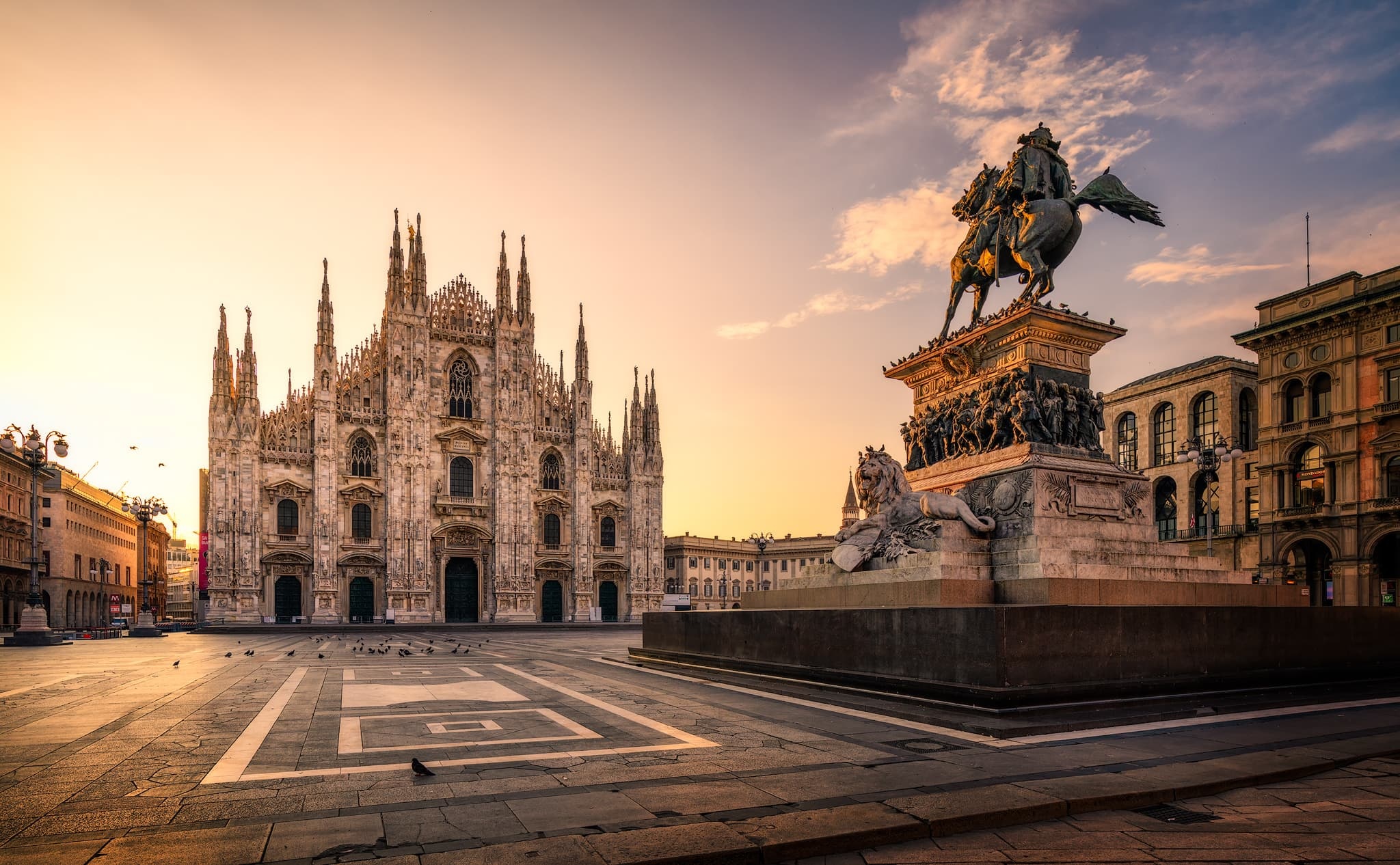 Milan Cathedral, Piazza del Duomo, Fine art photography, Nico Trinkhaus, 2050x1270 HD Desktop