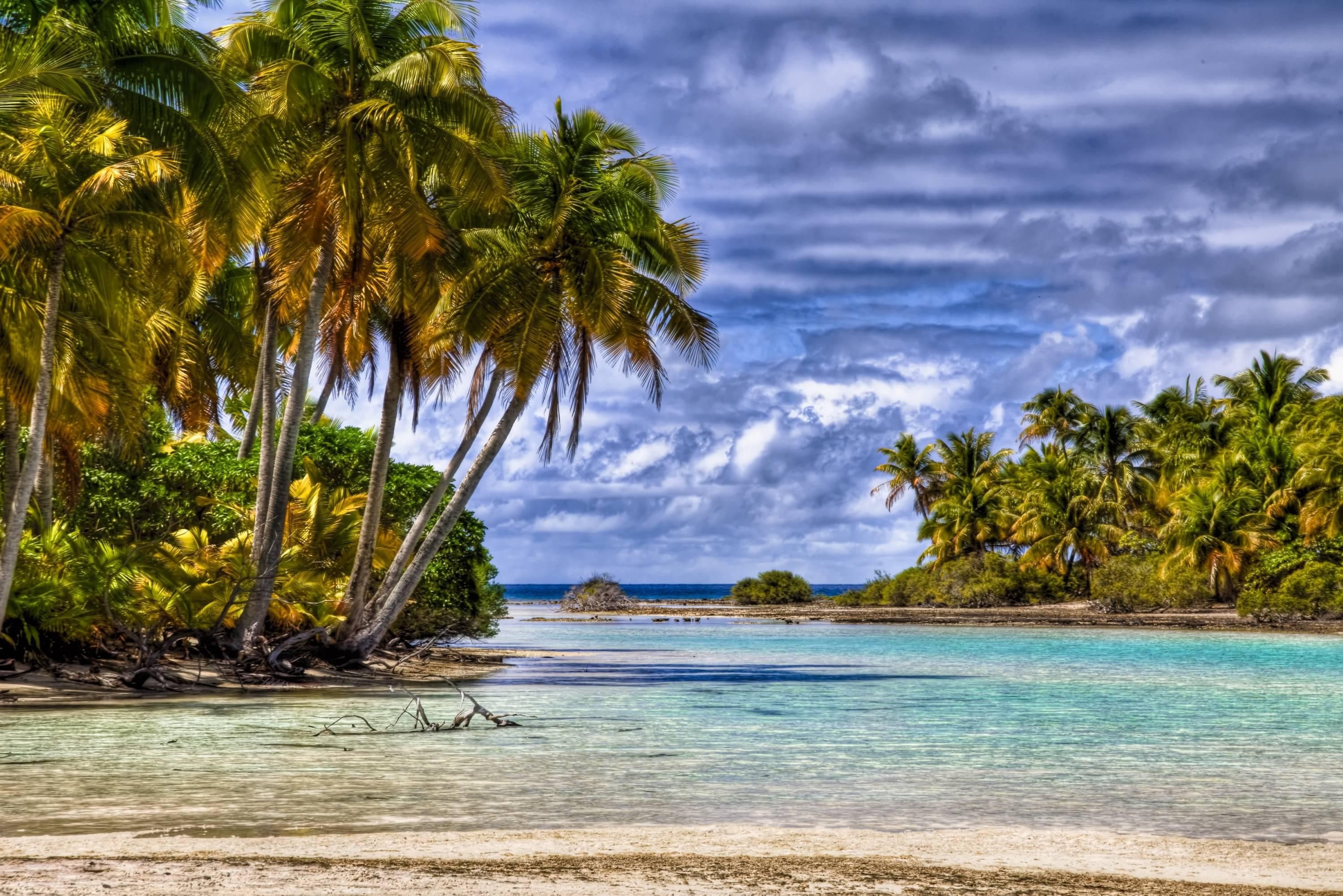 Rangiroa Atoll, South Pacific islands, Tropical paradise, Exotic beauty, 3000x2010 HD Desktop