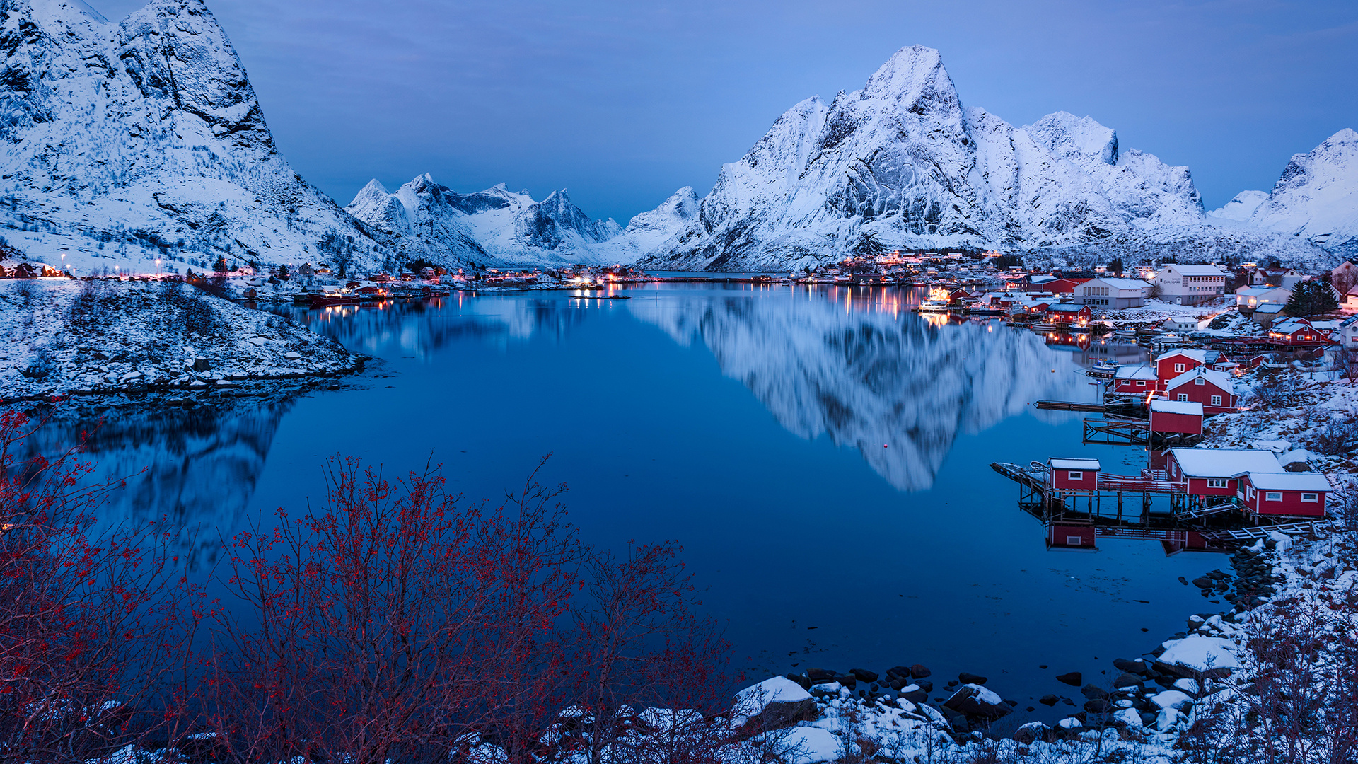 Mountain house, Snowy landscapes, Lofoten beauty, Norwegian fjords, 1920x1080 Full HD Desktop