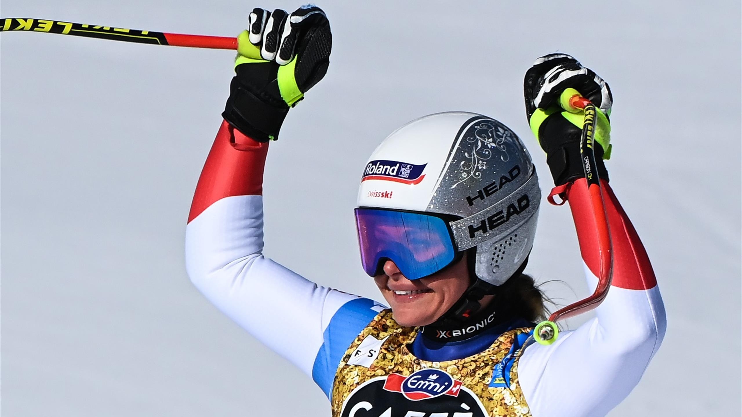 Corinne Suter, Alpine skiing world championships, Swiss downhill wait, 2560x1440 HD Desktop