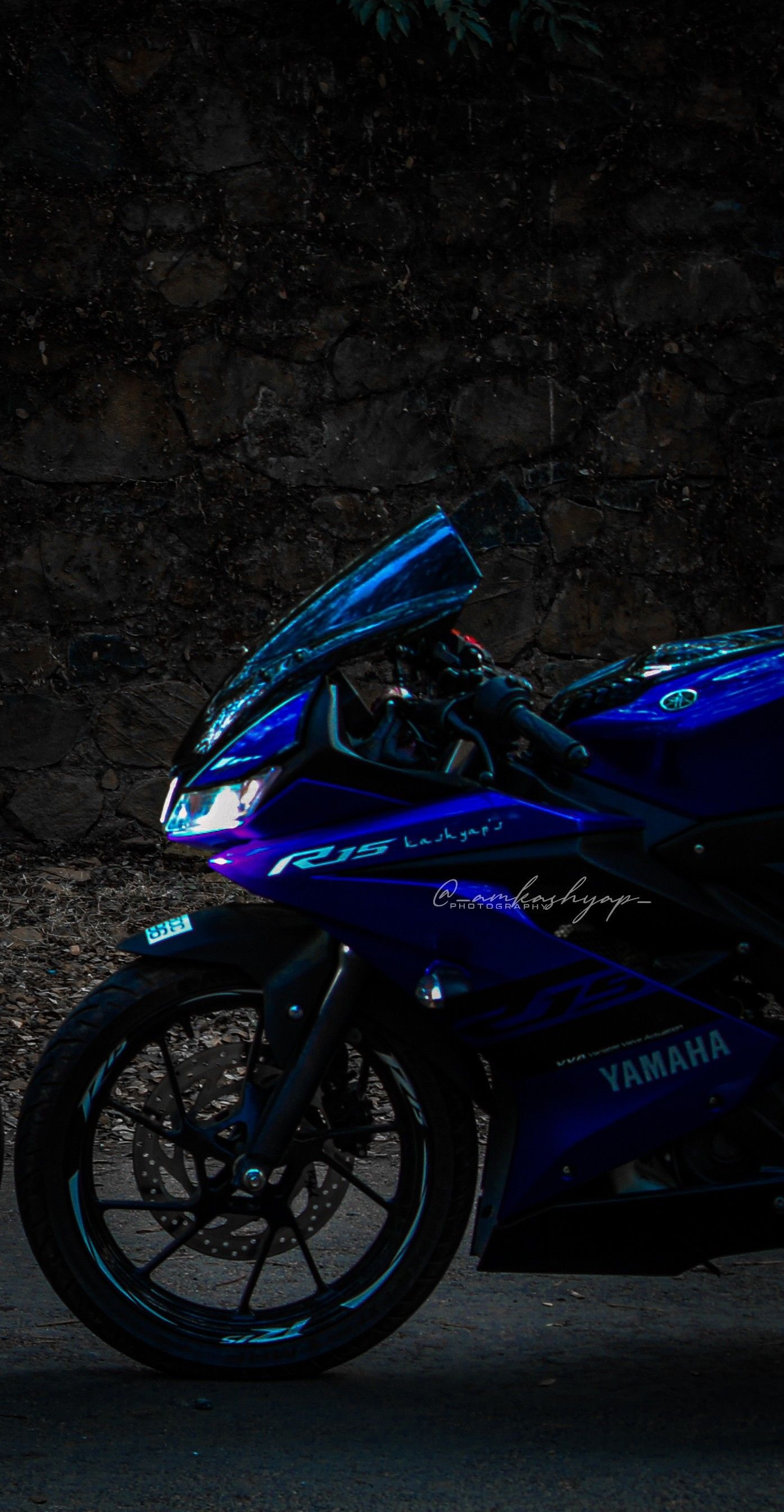 Yamaha YZF-R15, Sporty and agile, Superior performance, Thrilling bike, 1400x2690 HD Phone