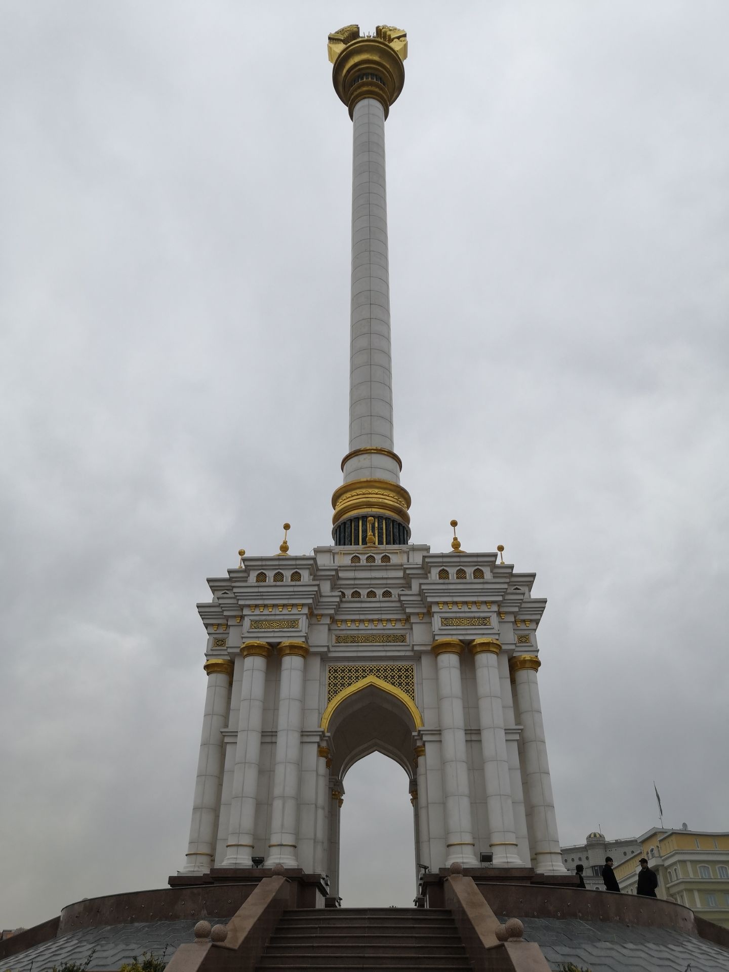 Ismoili Somoni Square, Dushanbe travel, Travel reviews, Architectural landmark, 1440x1920 HD Phone