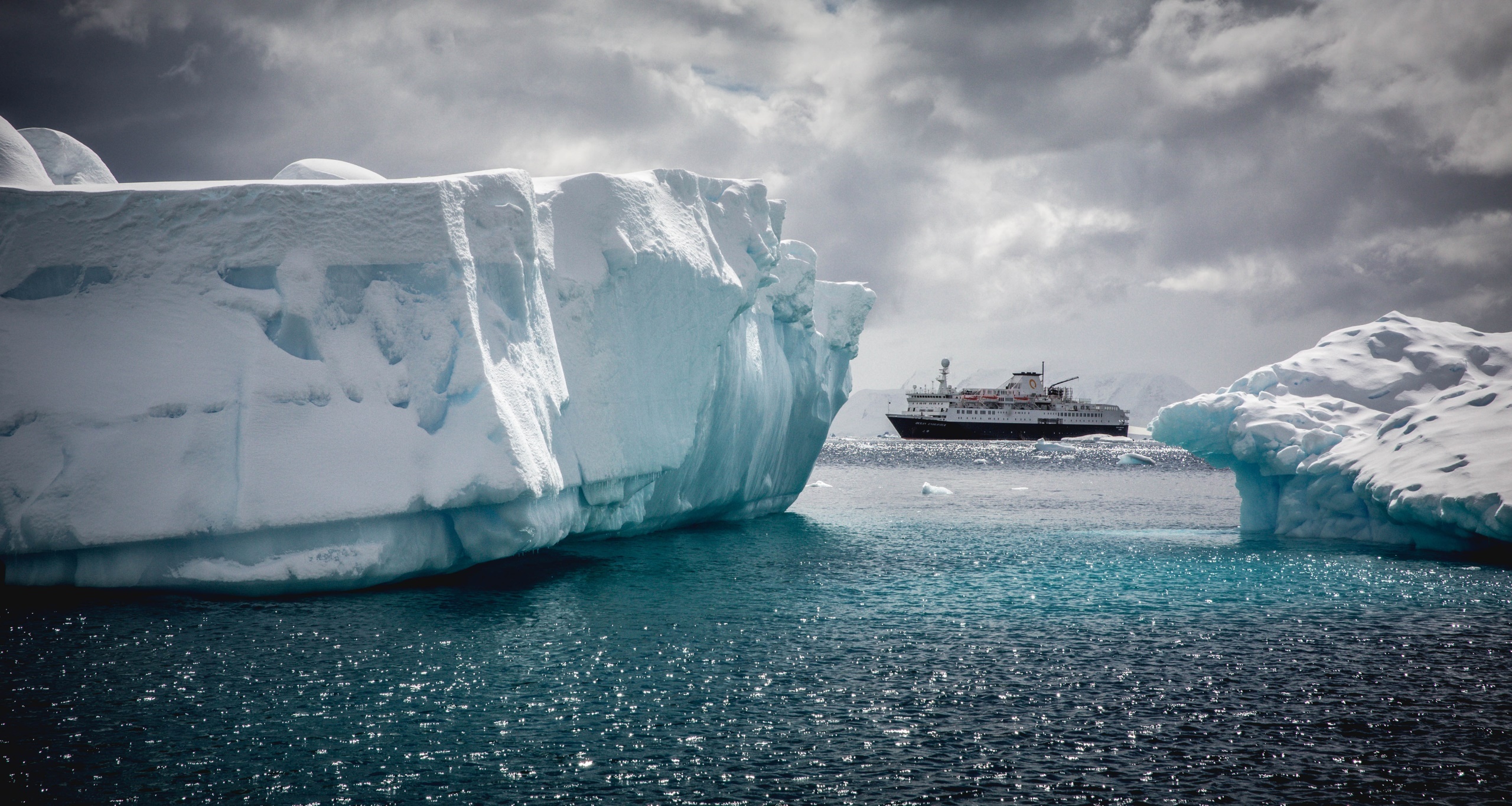 Arctic Ocean, Travels, Iceberg arctic sea, Vehicle ship, 2560x1370 HD Desktop