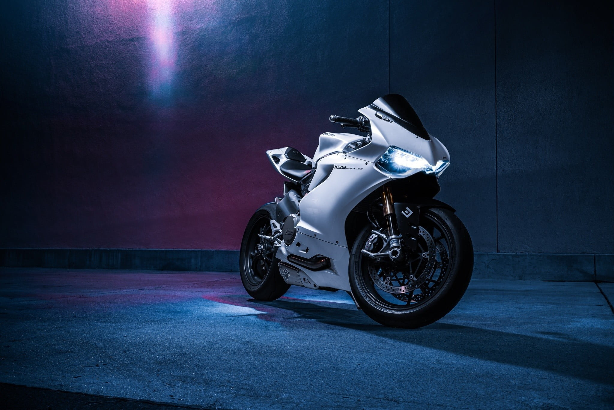 Sports Bike, White and black beauty, Ducati 1199, Motorcycle mastery, 2050x1370 HD Desktop