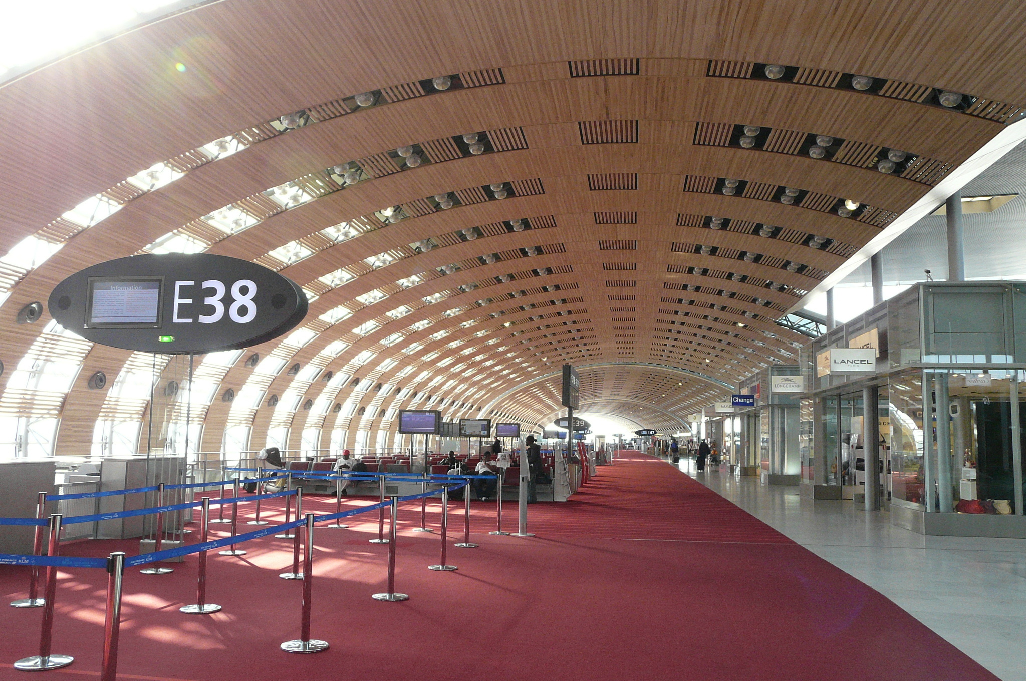 Paris-Charles de Gaulle Airport, Jetty terminal, Film France, Travels, 2050x1360 HD Desktop