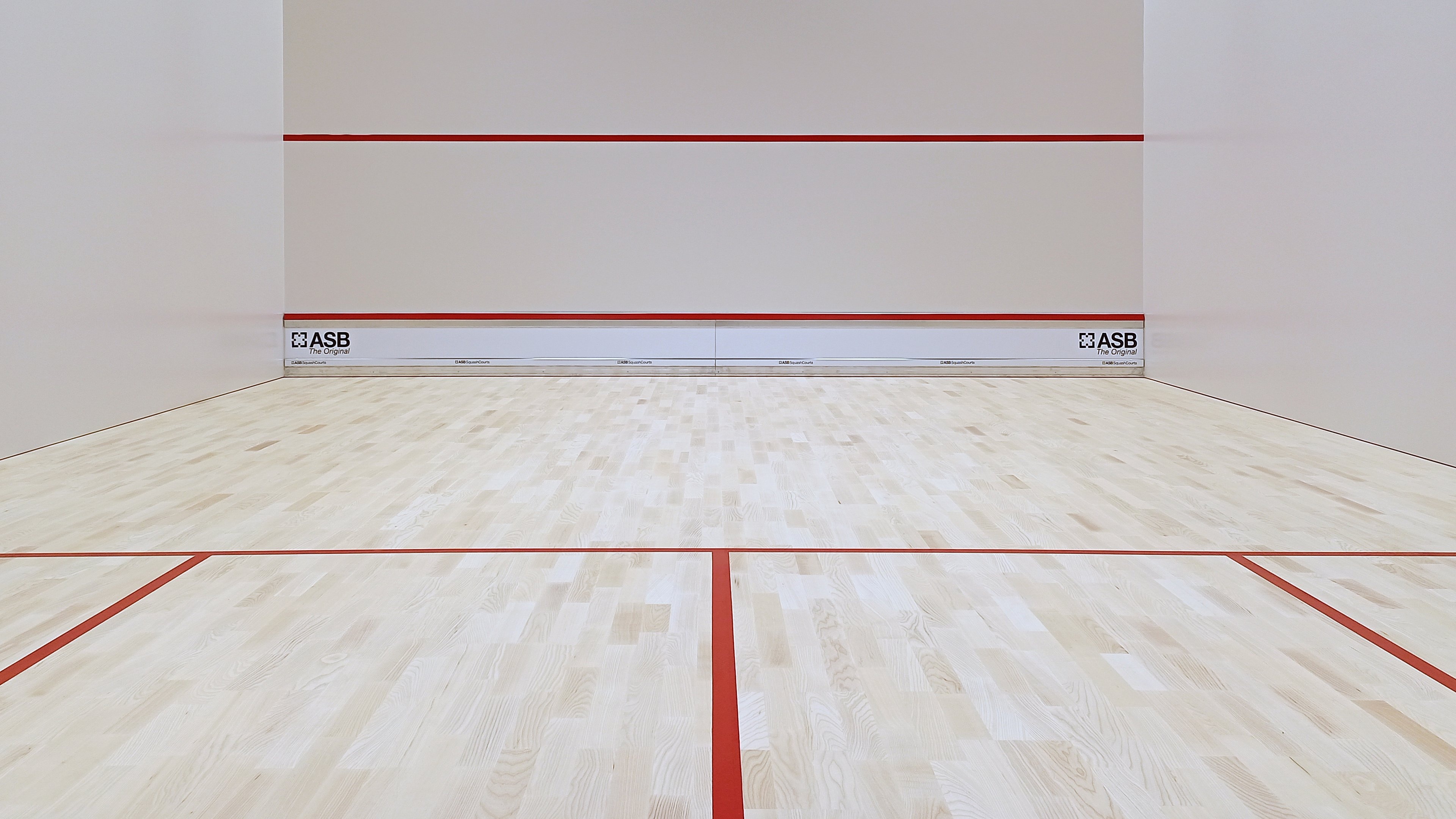 Squash (Sport): Squash tennis, American variant of the game played with somewhat different rules, ASB squash courts. 3840x2160 HD Background.