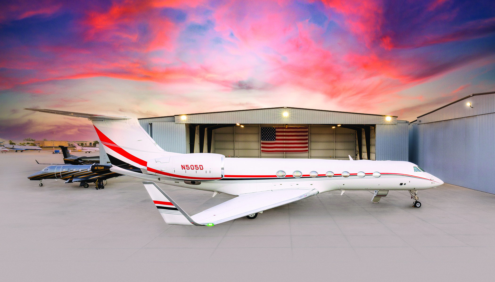 Gulfstream G550, Business jet charter, Premium travel, Exquisite comfort, 2100x1200 HD Desktop