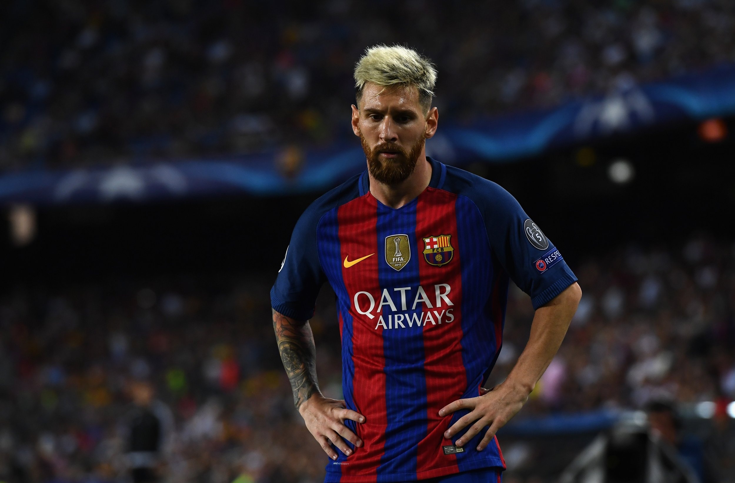 Lionel Messi, Barcelona departure, Emotional farewell, Soccer superstar's exit, 2500x1650 HD Desktop
