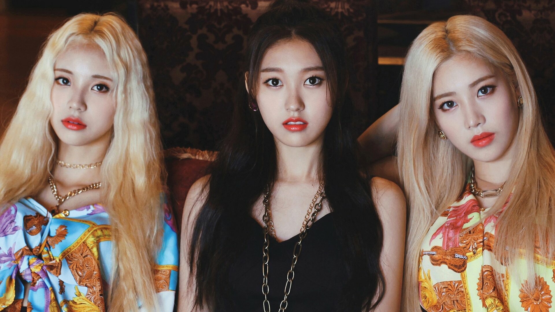 K-Pop: Mix and Match, the debut extended play of South Korean girl group Loona Odd Eye Circle. 1920x1080 Full HD Background.