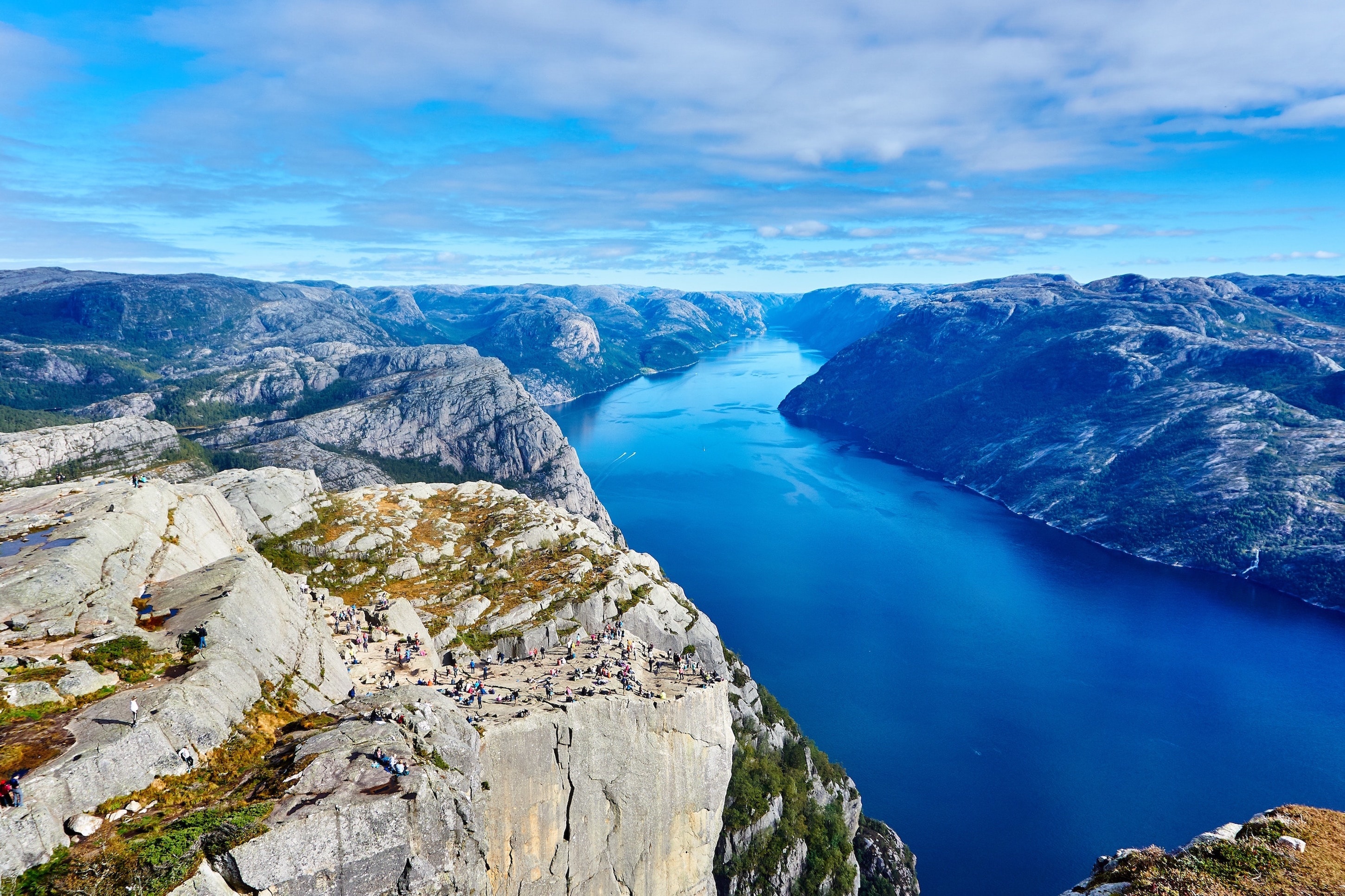 Pulpit Rock, Explore Norway, Hiking, Impressive, 2900x1940 HD Desktop