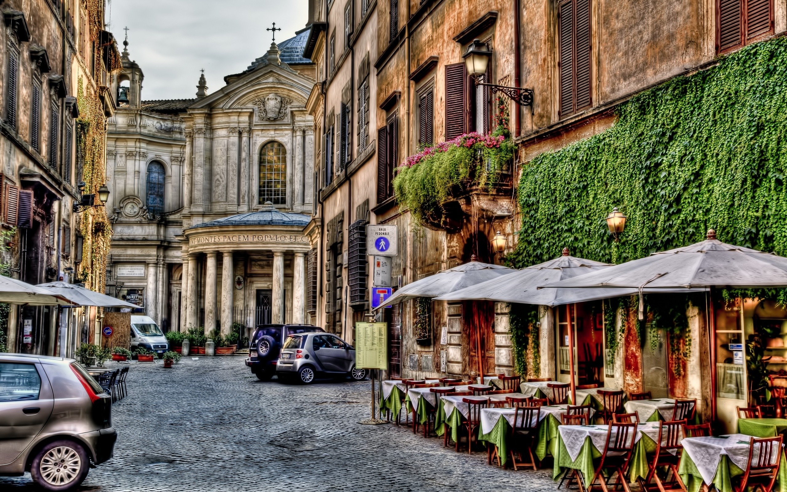 Rome: Santa Maria della Pace, Roman street. 2560x1600 HD Background.