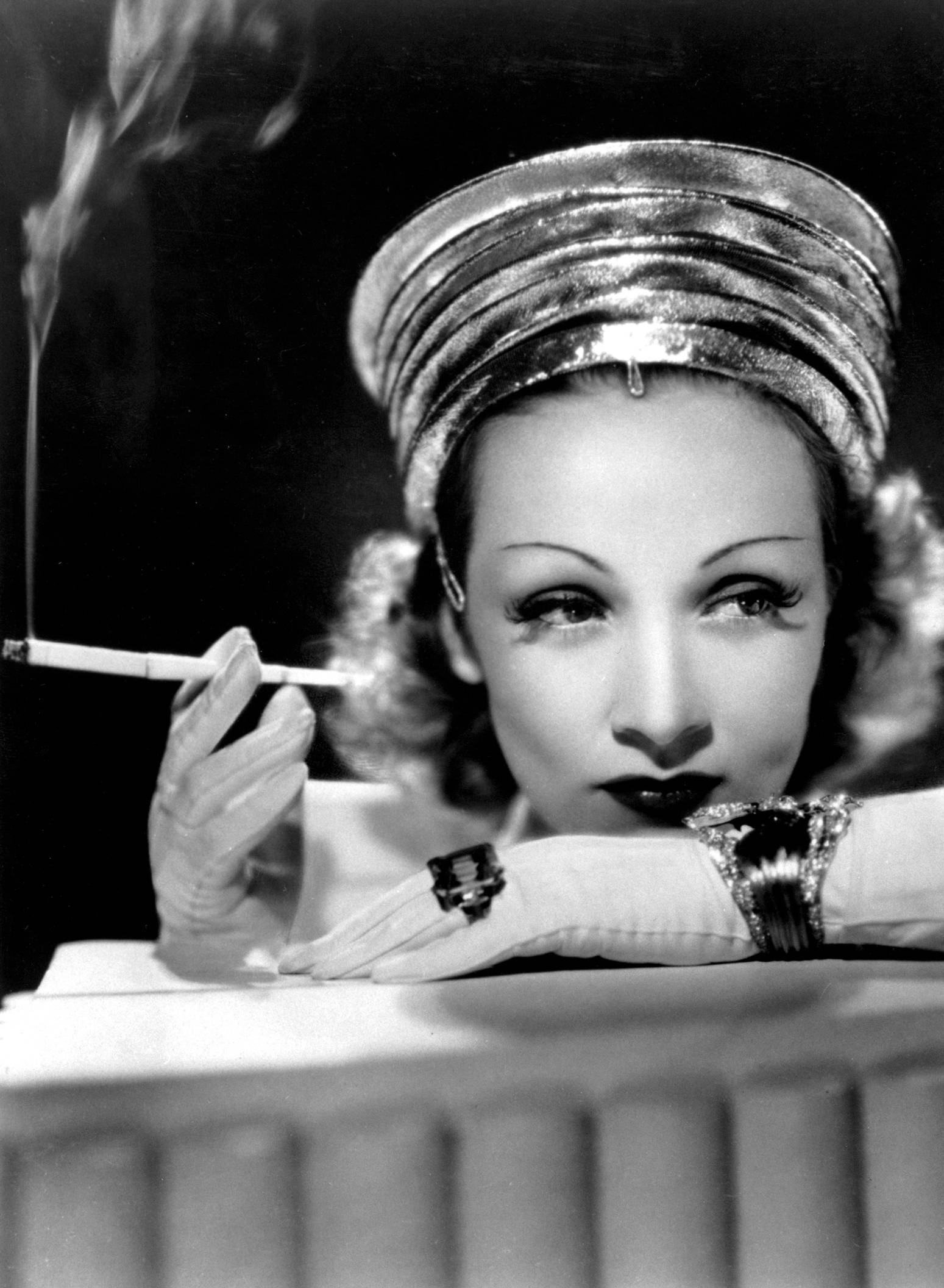 Marlene Dietrich, Vintage photo, Fanpop, Classic Hollywood, 1550x2120 HD Phone