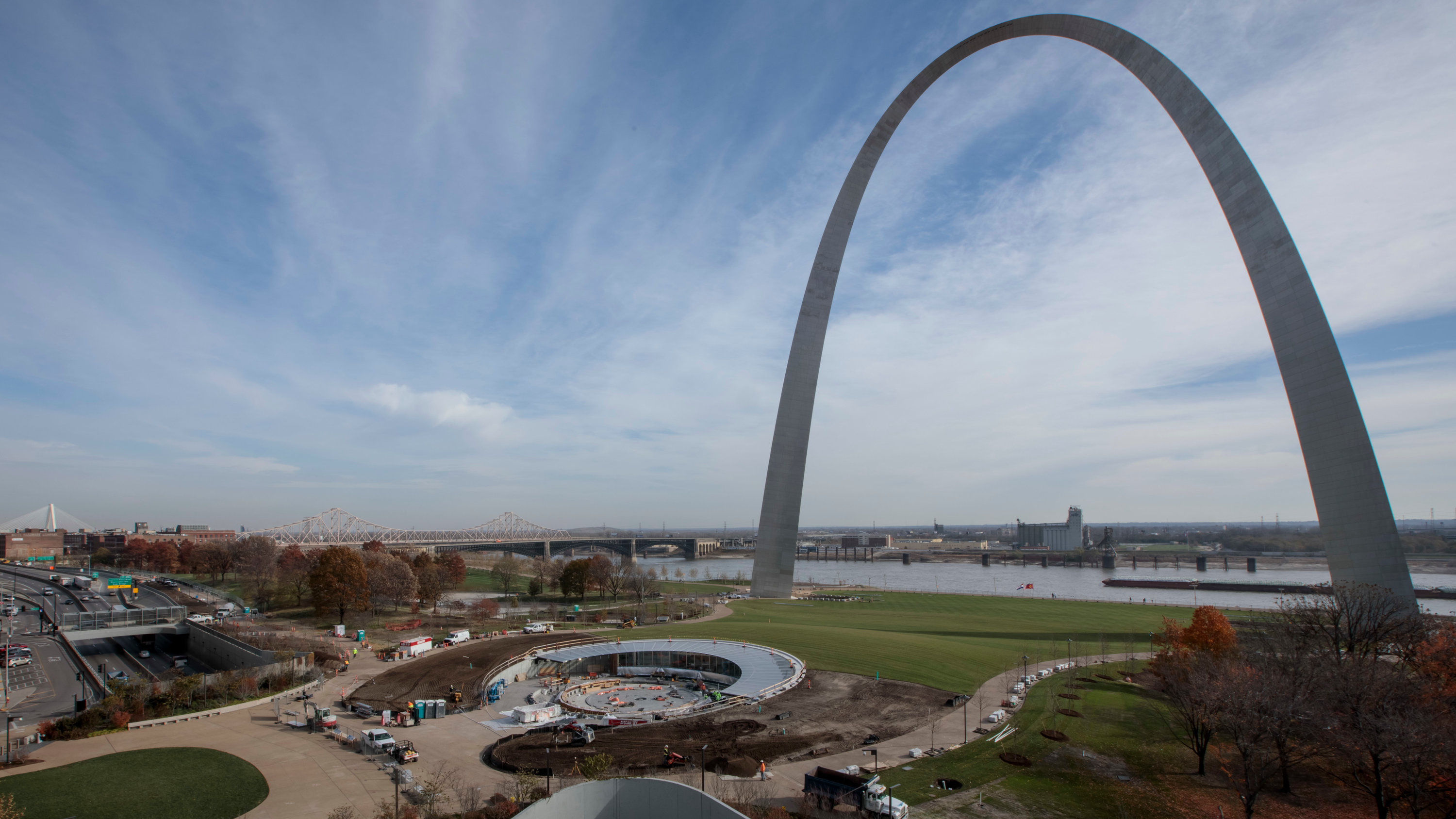 St. Louis, Reconnects with the Gateway Arch, 3000x1690 HD Desktop