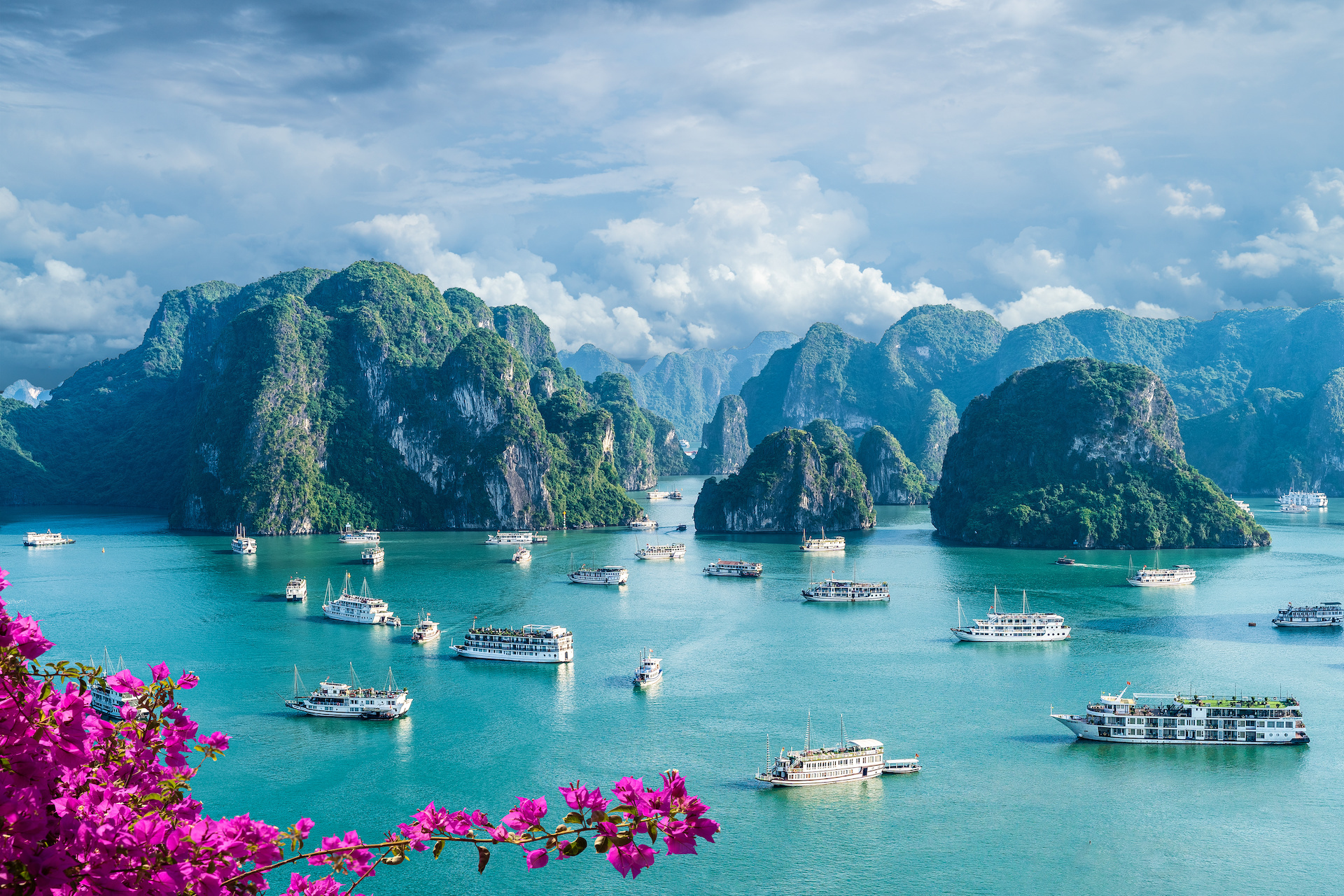 Ha Long Bay, Unforgettable day, Serene paradise, Vietnamese gem, 1920x1280 HD Desktop