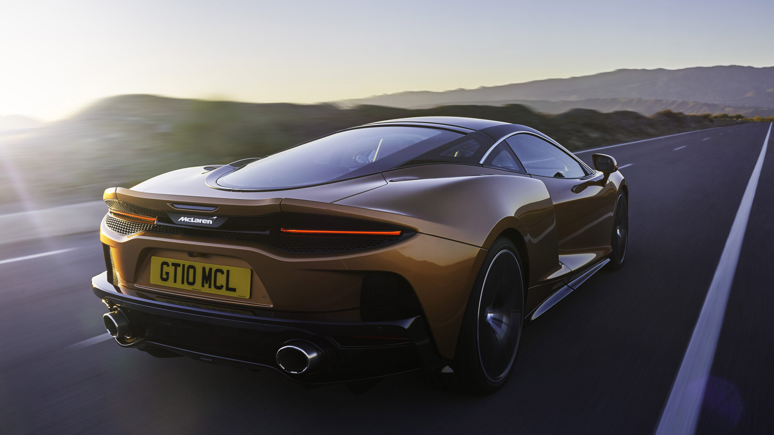 McLaren GT, Elegant design, Supercar beauty, Exhilarating speed, 2560x1440 HD Desktop