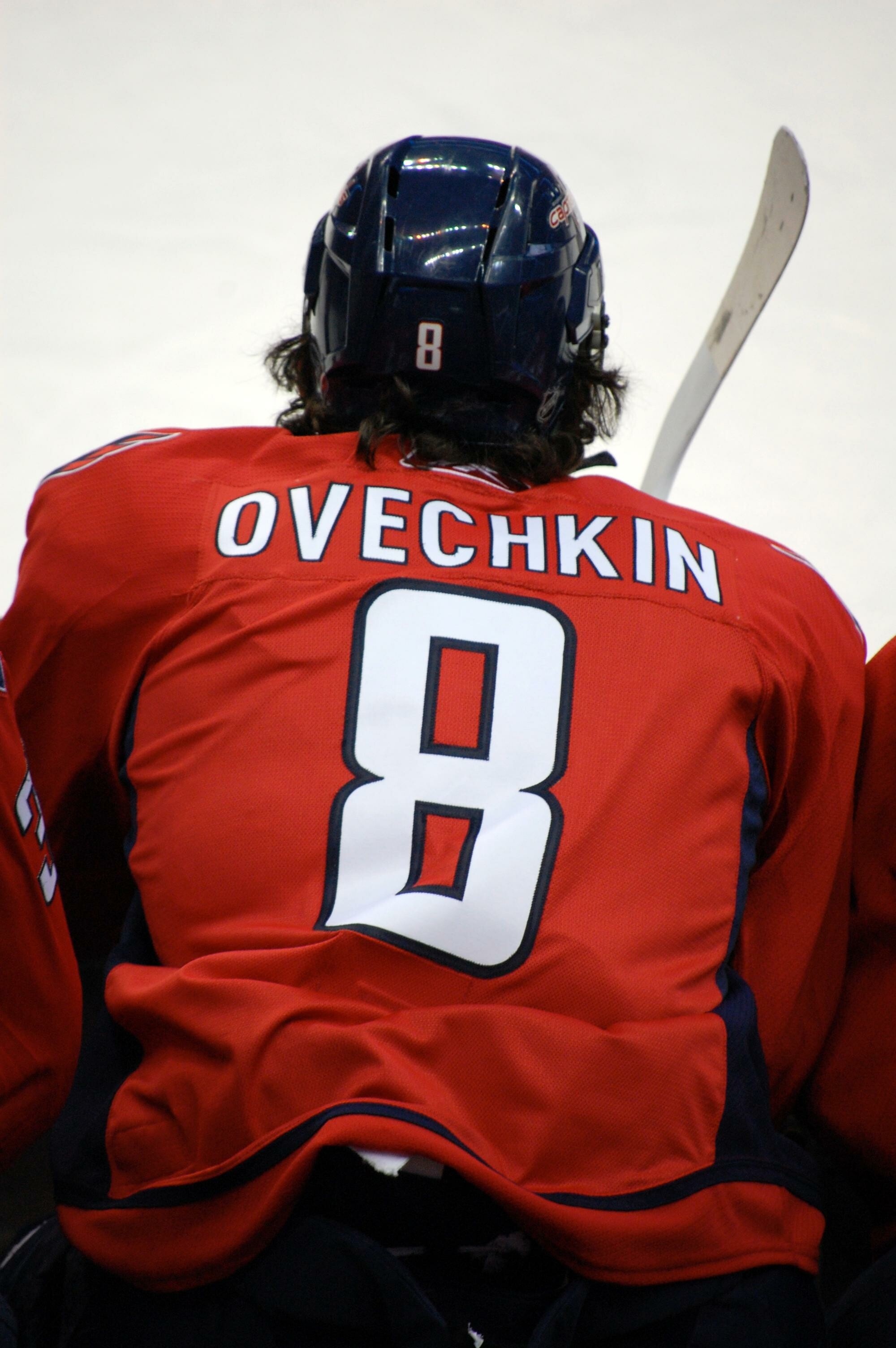 Ovechkin wallpaper, Posted by Ryan Simpson, Custom design, Player tribute, 2000x3010 HD Phone