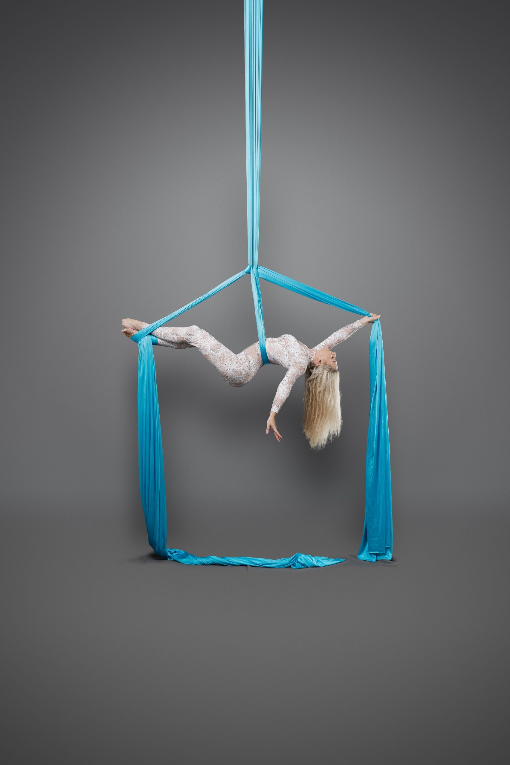 Aerial Silks: A type of performance in which one or more artists perform acrobatics while hanging from a fabric. 1710x2560 HD Wallpaper.
