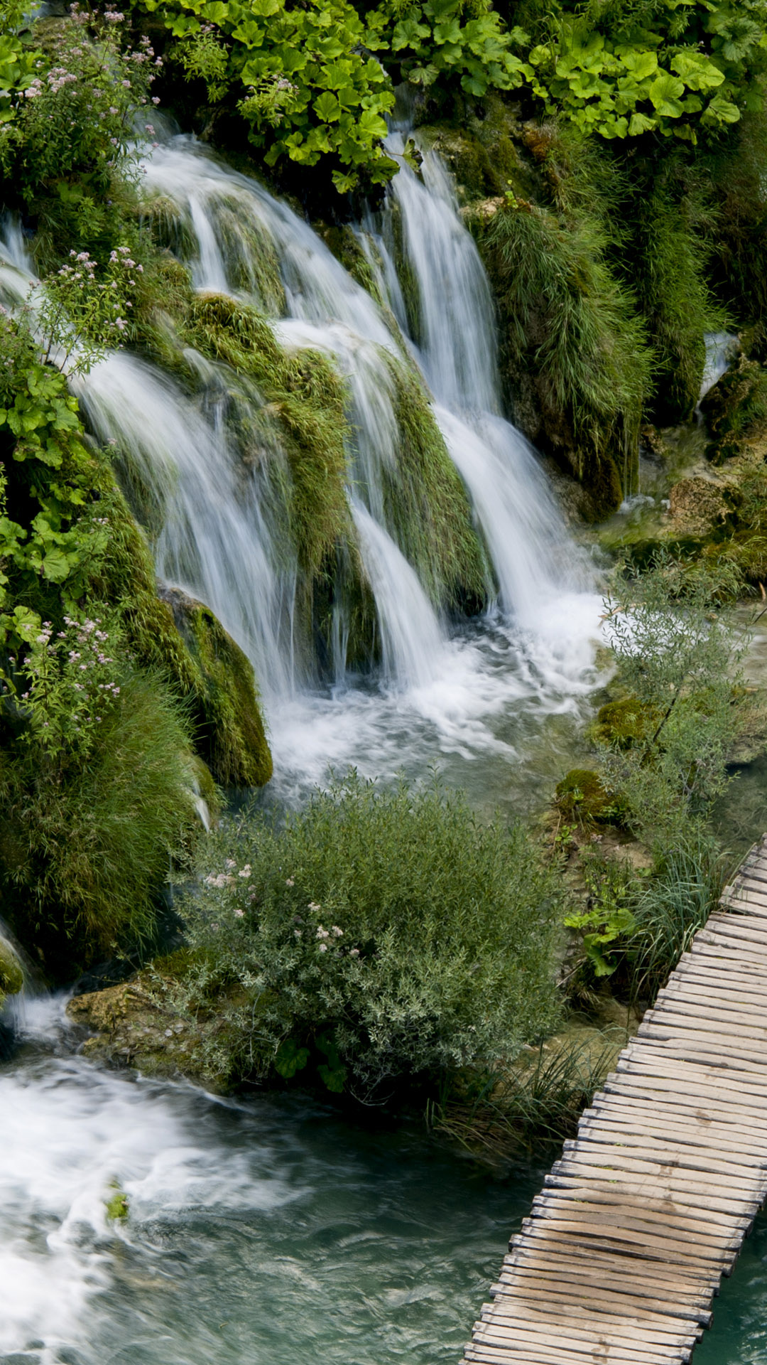 Plitvice Lakes National Park, waterfall boardwalk, Croatia, natural beauty, 1080x1920 Full HD Handy