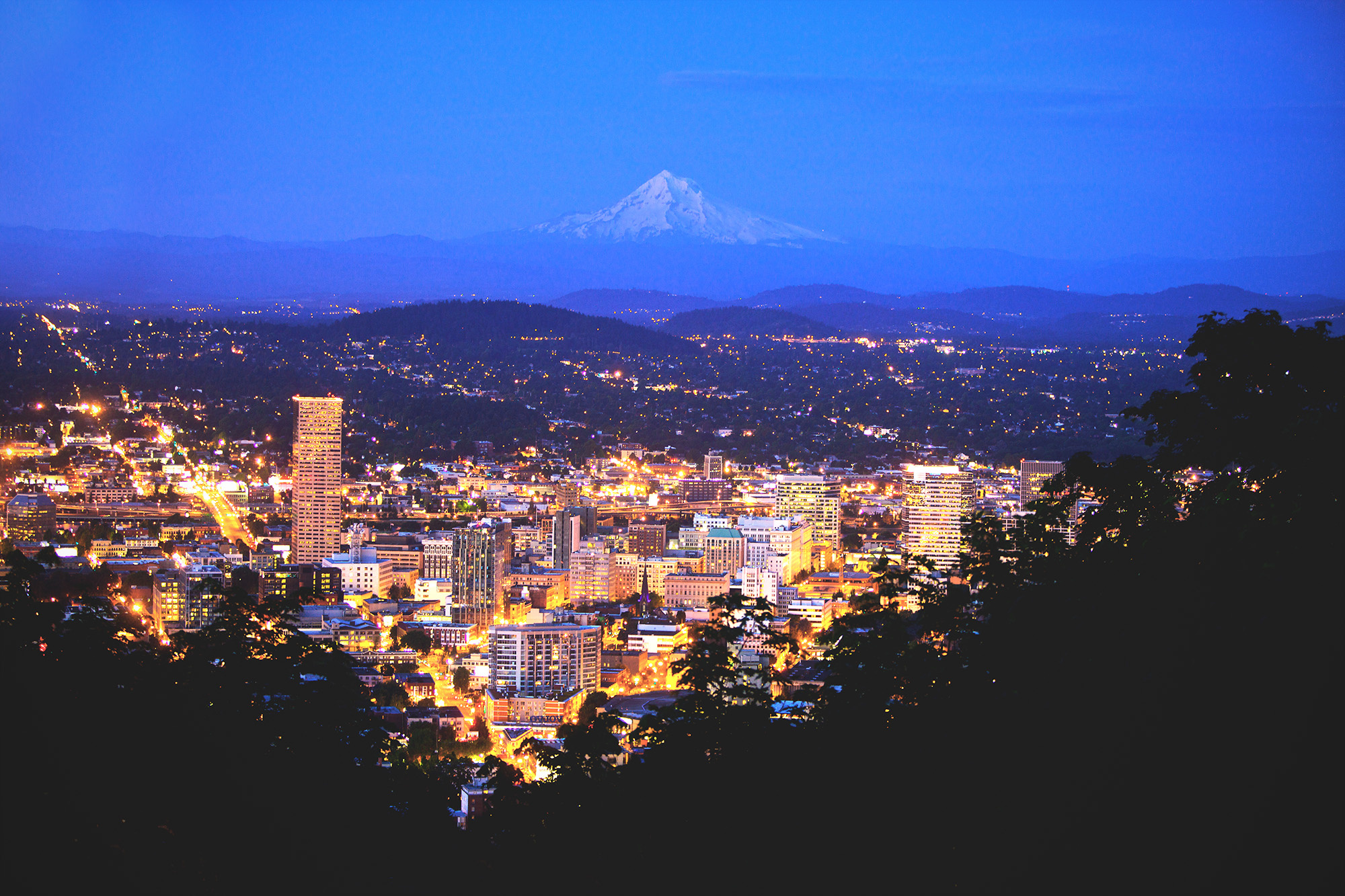Portland Oregon Skyline, Hood, Portland Oregon, 2000x1340 HD Desktop
