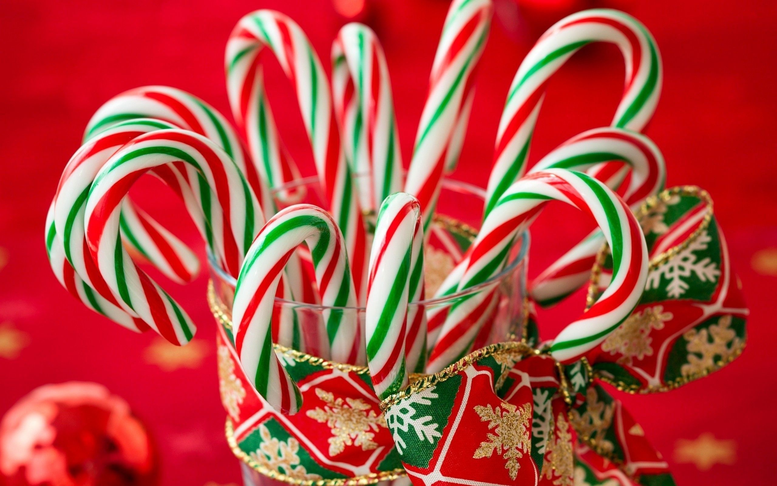 Christmas candy cane, Festive wallpapers, Holiday backgrounds, Merry and bright, 2560x1600 HD Desktop
