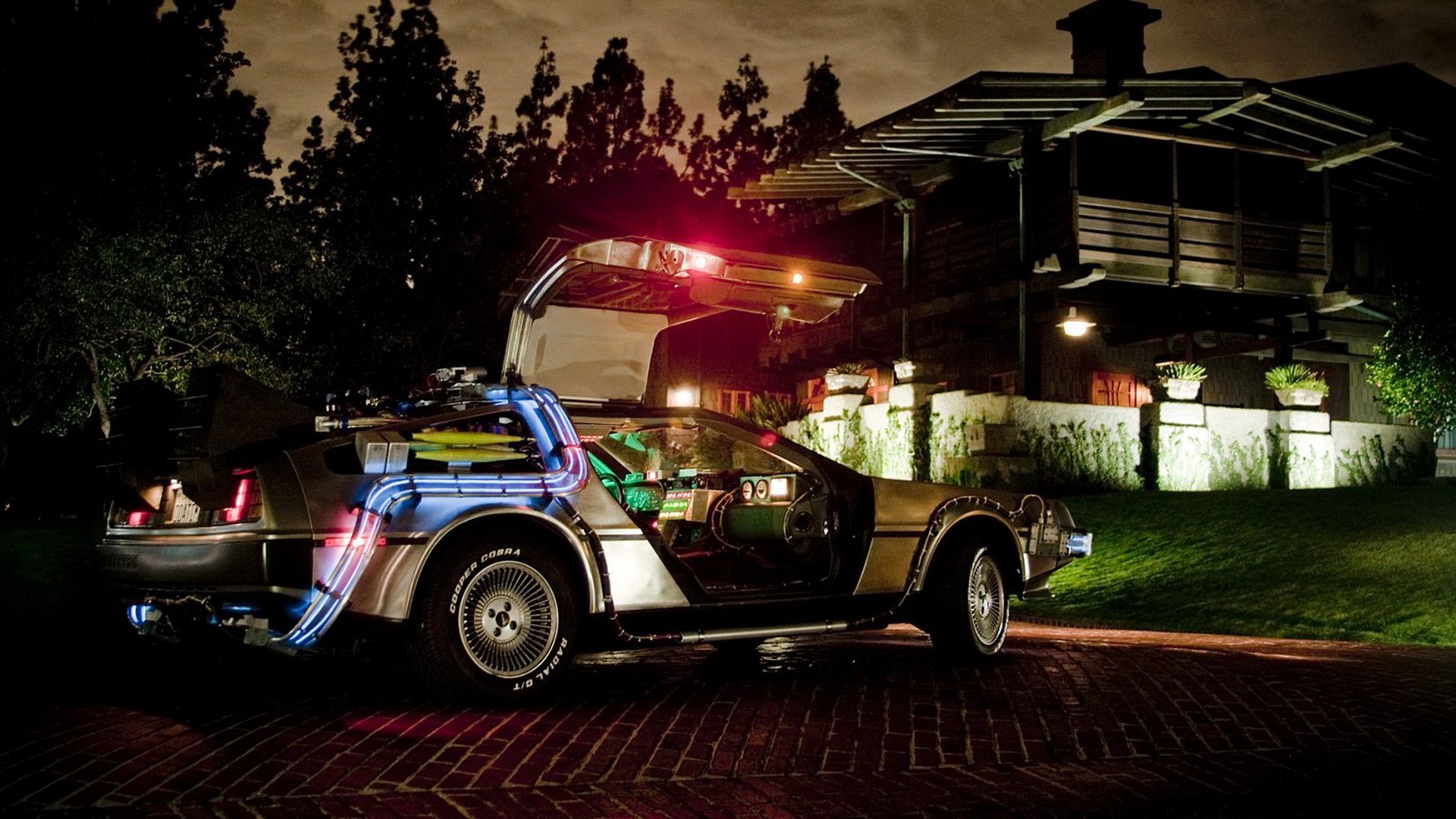 Back to the Future: DeLorean, Second and third films were back-to-back film productions. 1920x1080 Full HD Wallpaper.