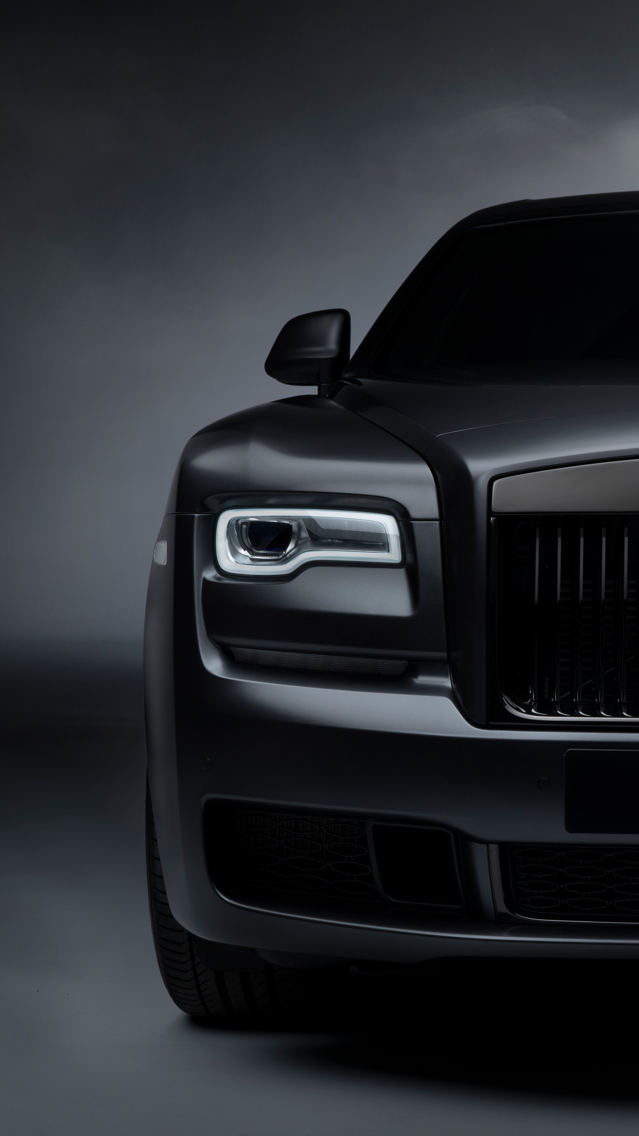 Rolls-Royce Ghost, Stylish black badge, Sony Xperia display, Stunning visuals, 2160x3840 4K Handy