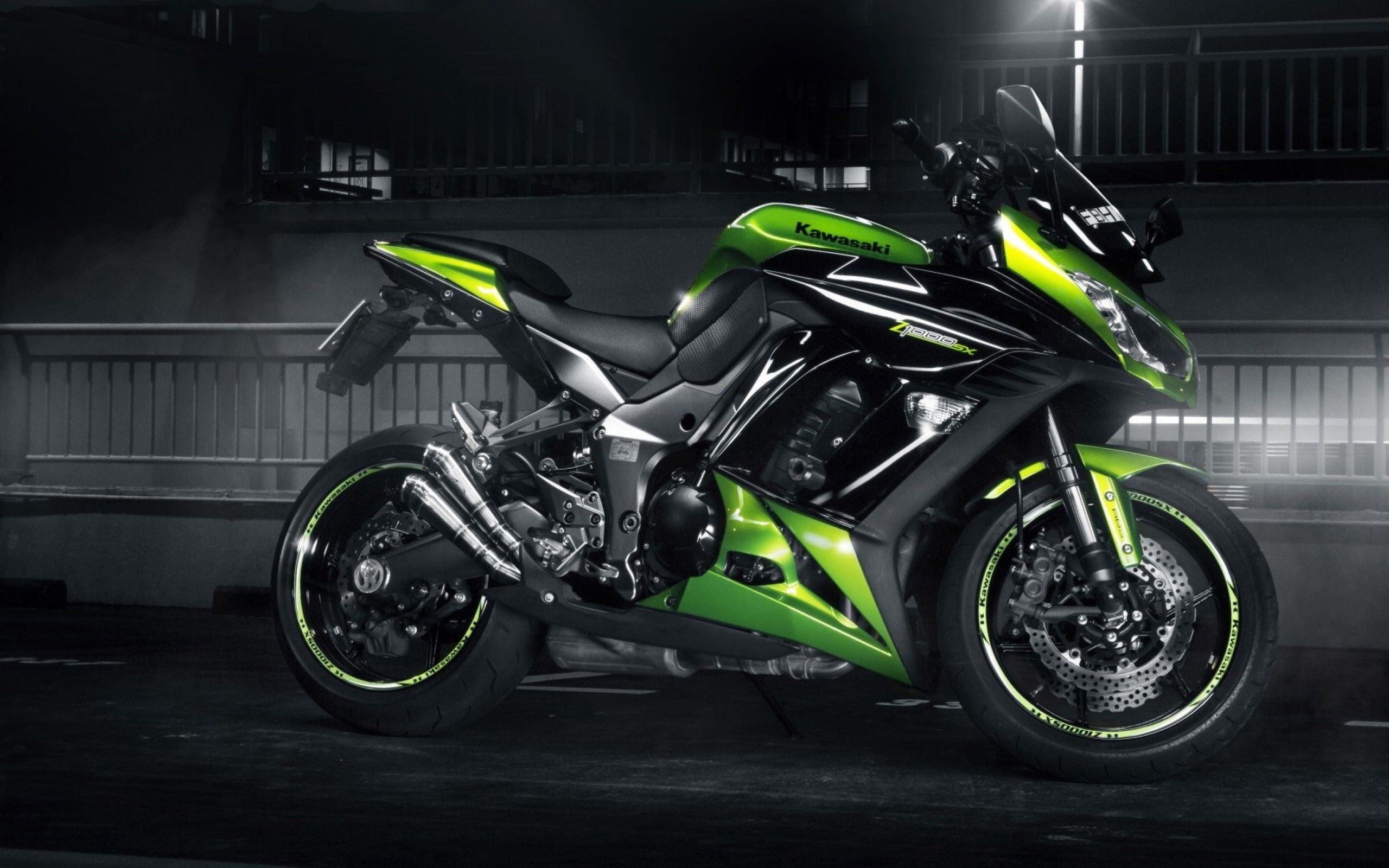Ninja motorcycle, Motorcycle backgrounds, Stylish design, Thrilling performance, 2560x1600 HD Desktop
