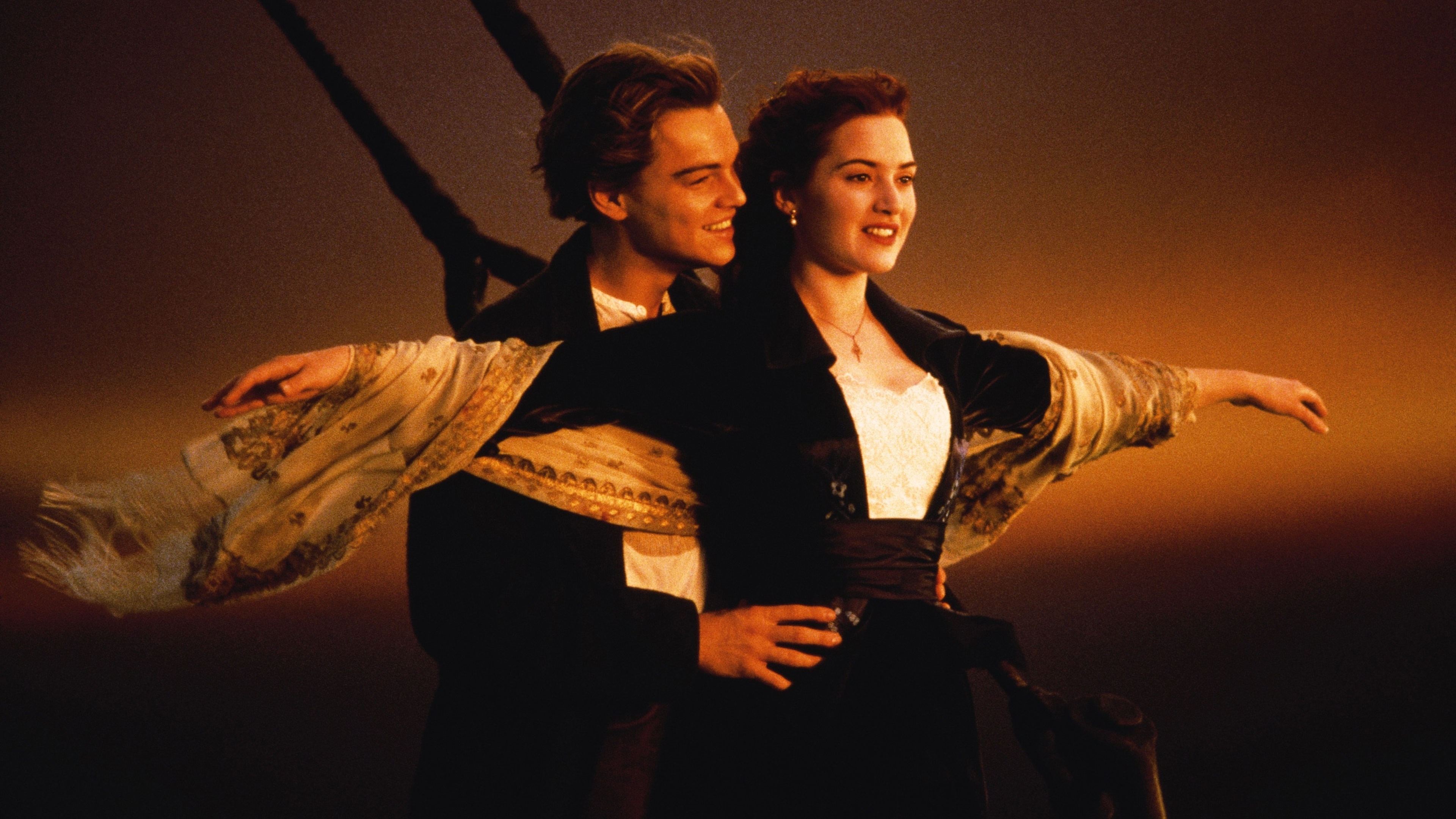 Kate Winslet, Iconic Titanic scene, Leonardo DiCaprio, Wallpaper portrait, 3840x2160 4K Desktop