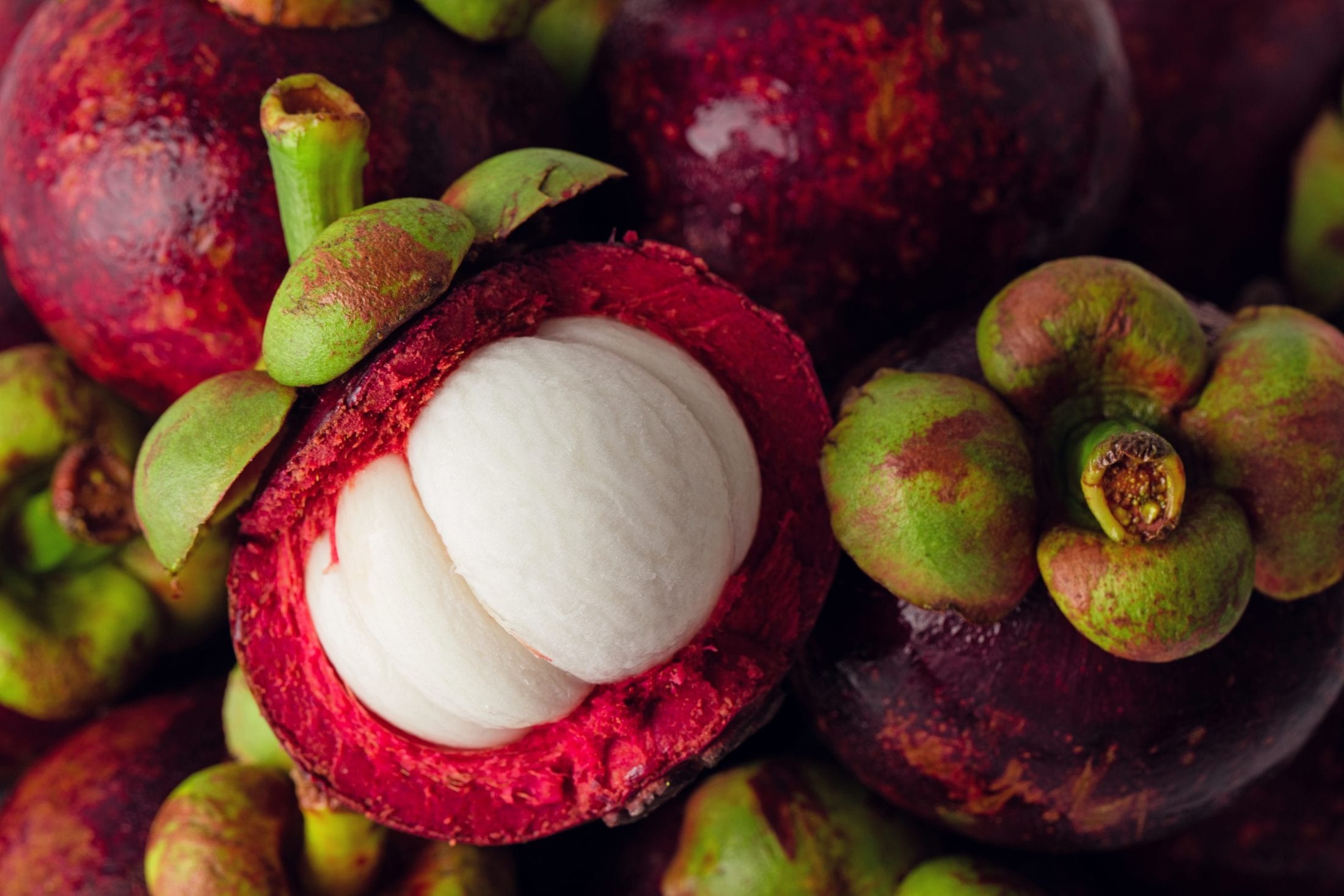 Mangosteen: Known as the "queen of tropical fruit", Belongs to the garcinia family. 2200x1470 HD Background.