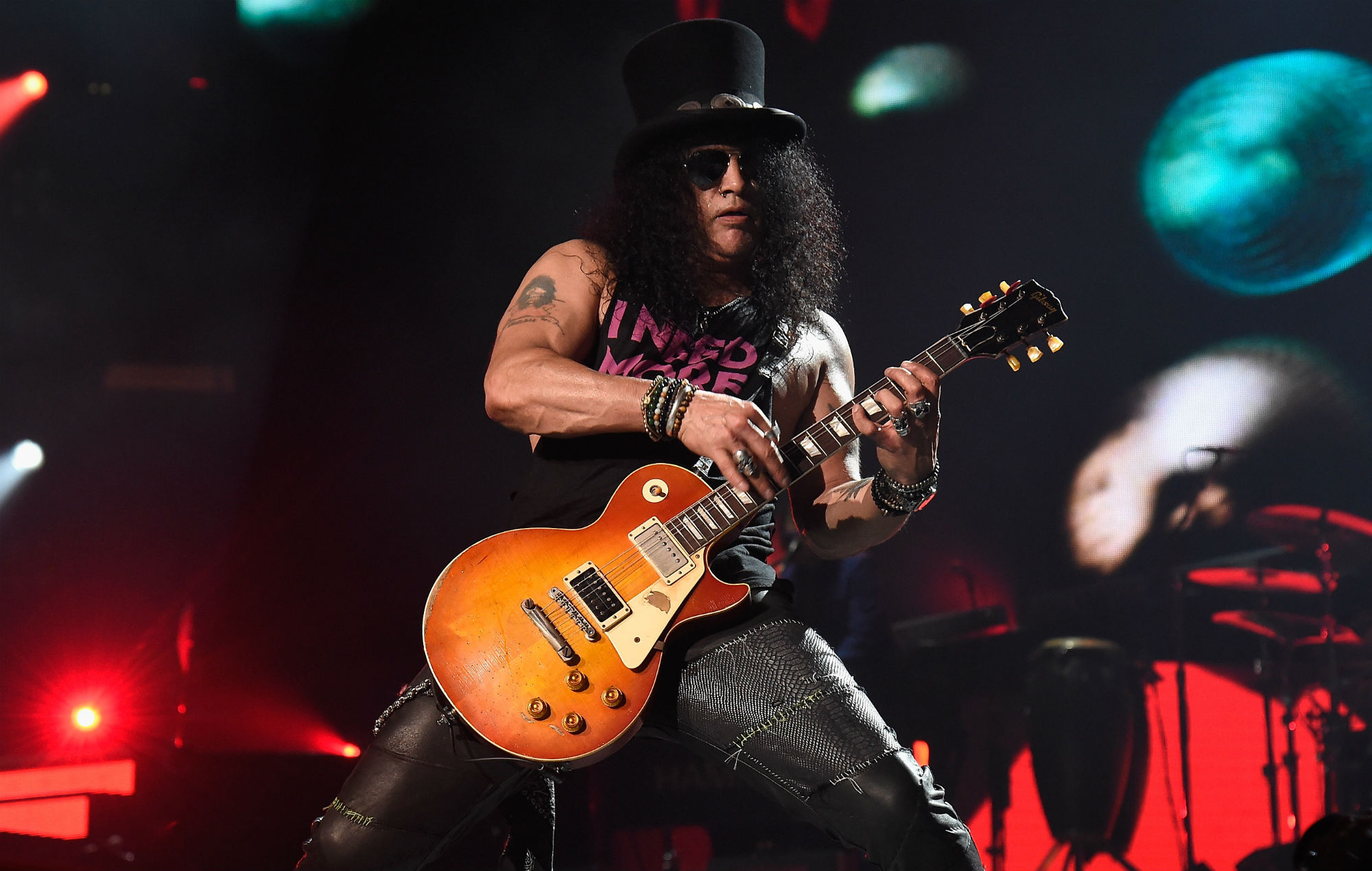 Guns N' Roses, Slash's statement, Exciting new record, Anticipated release, 2000x1270 HD Desktop