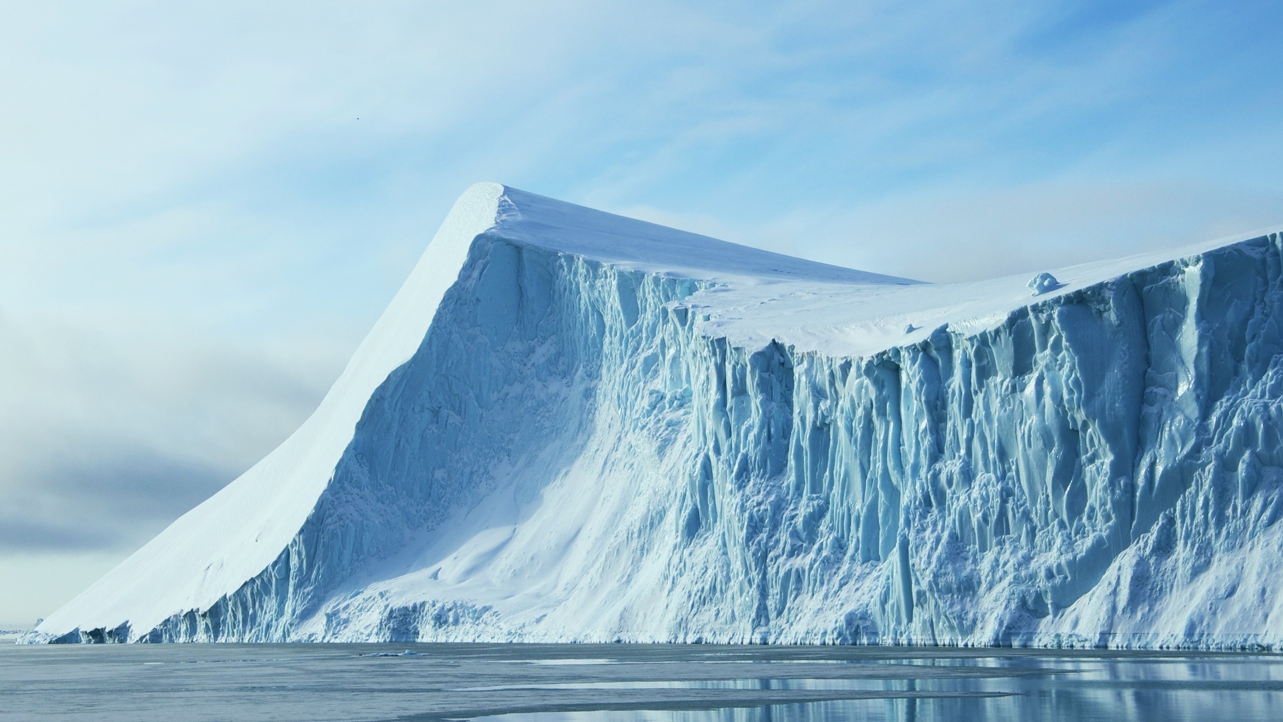 Iceberg wonder, Nature's marvel, Pristine beauty, Tranquil waters, 2560x1440 HD Desktop