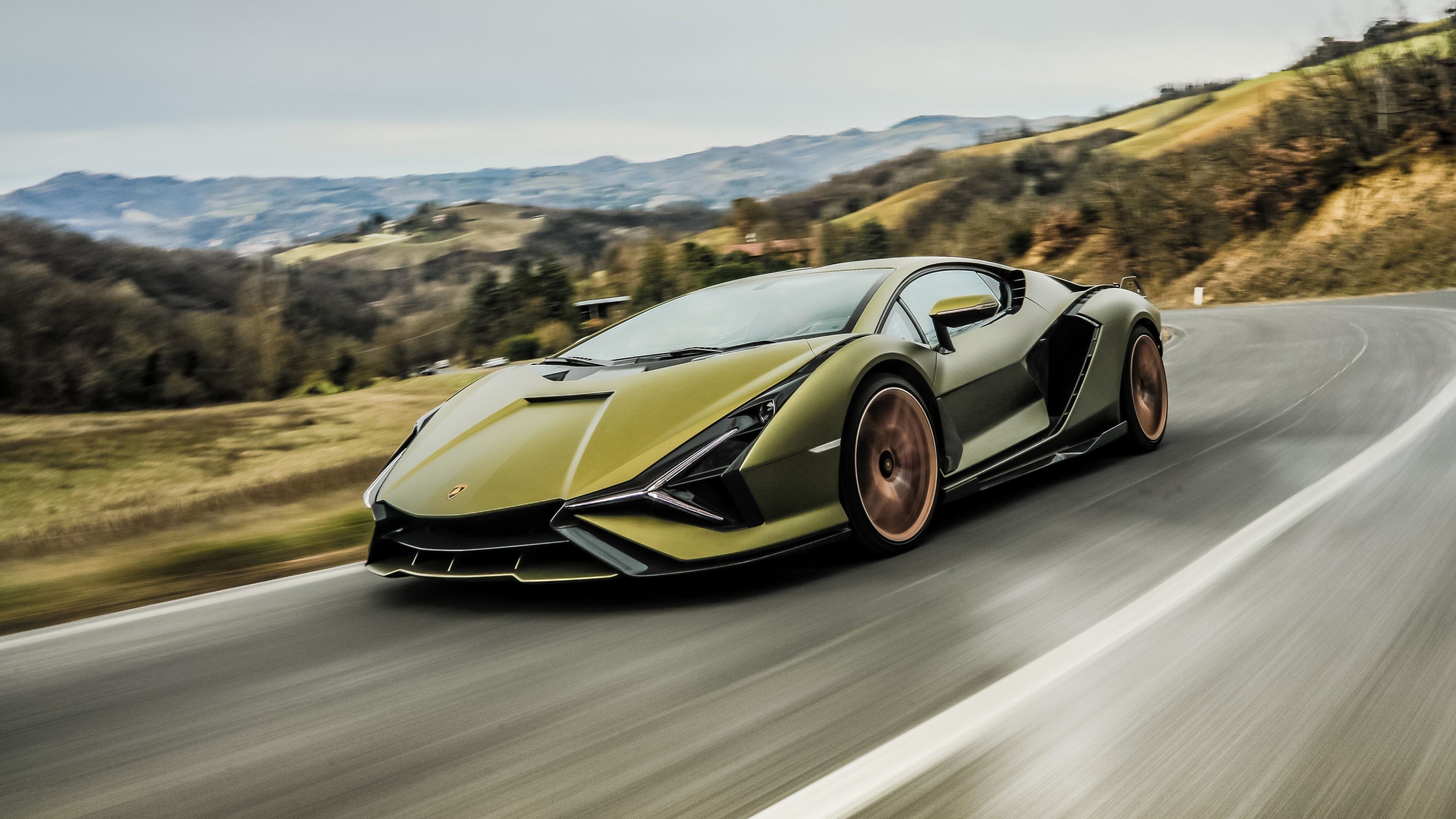 Lamborghini Sian, Time wallpaper, Free pictures, Roadster beauty, 3840x2160 4K Desktop
