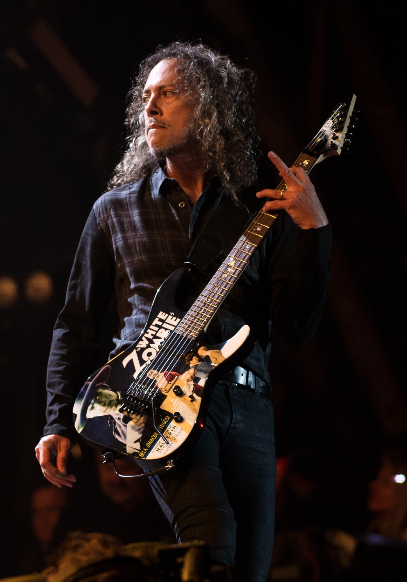 Kirk Hammett, Guitarist extraordinaire, Stunning photo gallery, 1400x2000 HD Phone
