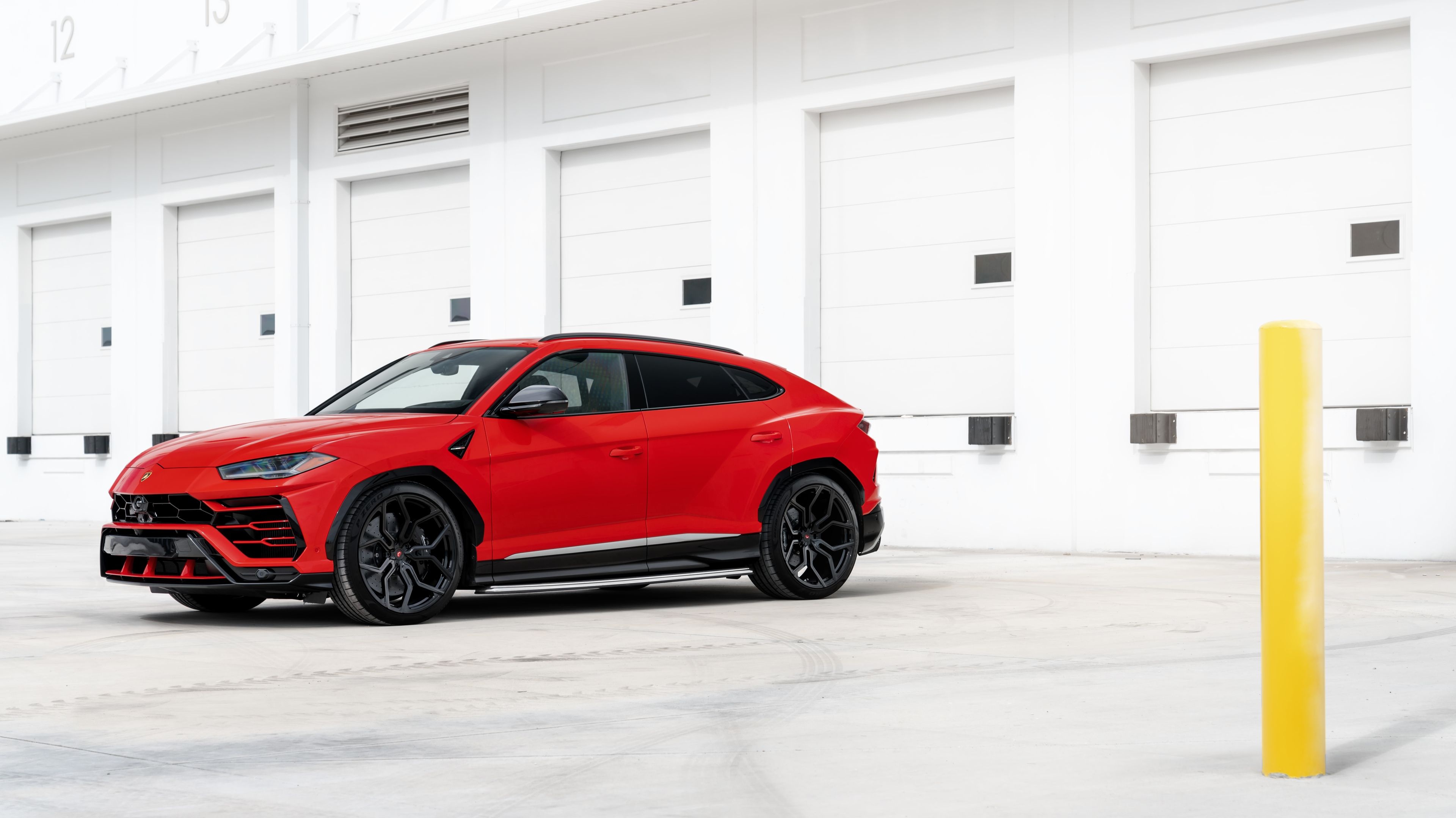 Lamborghini Urus, Red SUV, 2019 model, High-definition wallpapers, 3840x2160 4K Desktop
