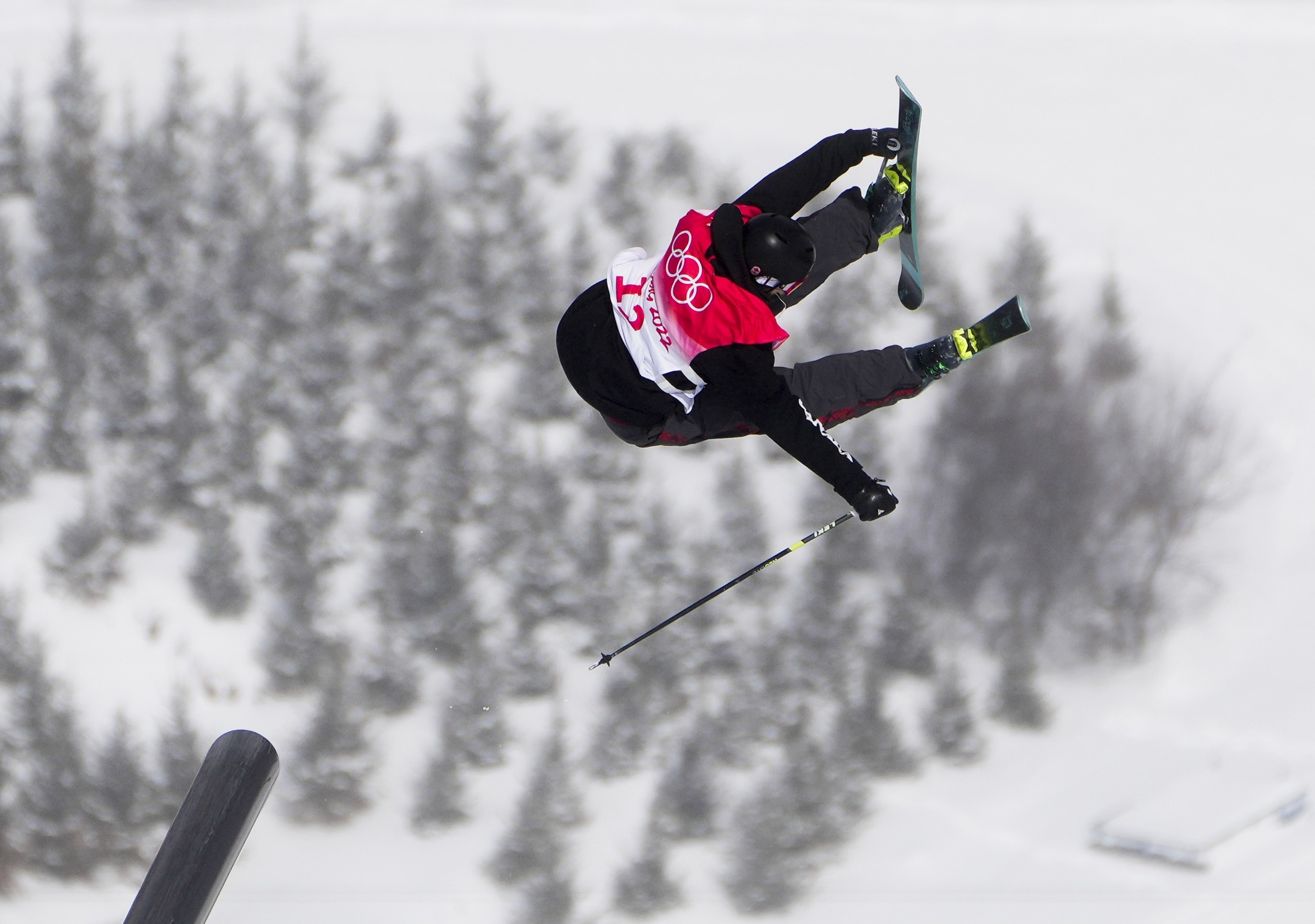 Freestyle Skiing, Max Moffatt's talent, Canadian ski slopestyle, Final qualifier, 2520x1770 HD Desktop