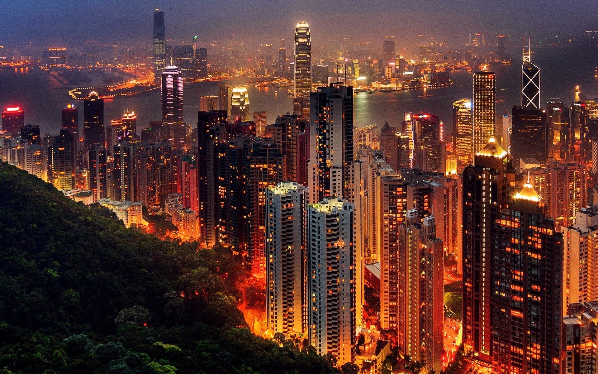 Hong Kong: Mount Austin, Viewpoint, Cityline. 1920x1200 HD Wallpaper.