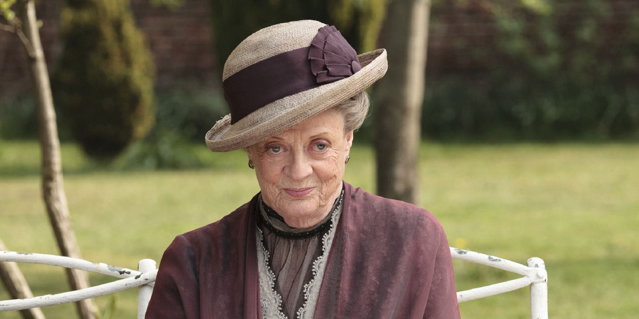 Maggie Smith, Full HD experience, Captivating presence, Picture-perfect, 2160x1080 Dual Screen Desktop